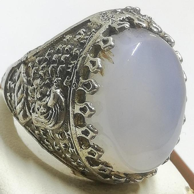 انگشتر شیخ پسند سنگ ماه یا مون استون پر تلالو