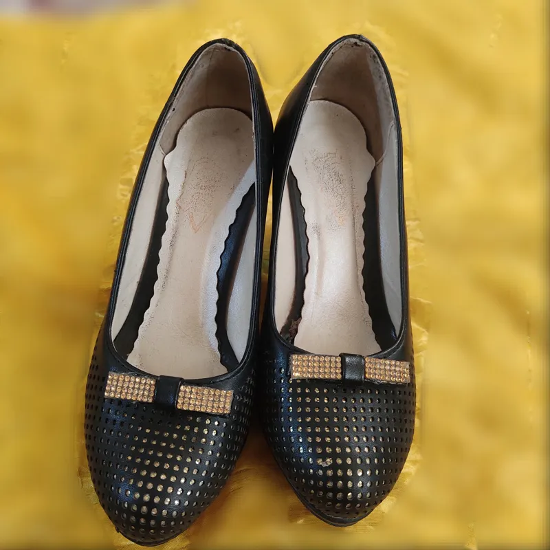 کفش زنانه پاشنه بلند زیبا