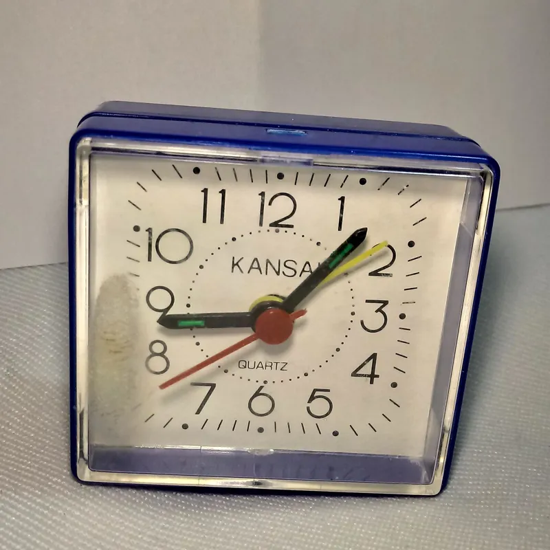 ساعت زنگی قدیمی کانسار