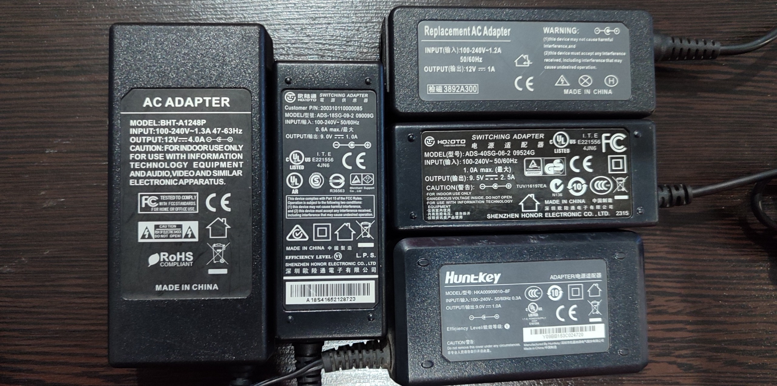 تعداد 8 عدد آداپتور کارتخوان