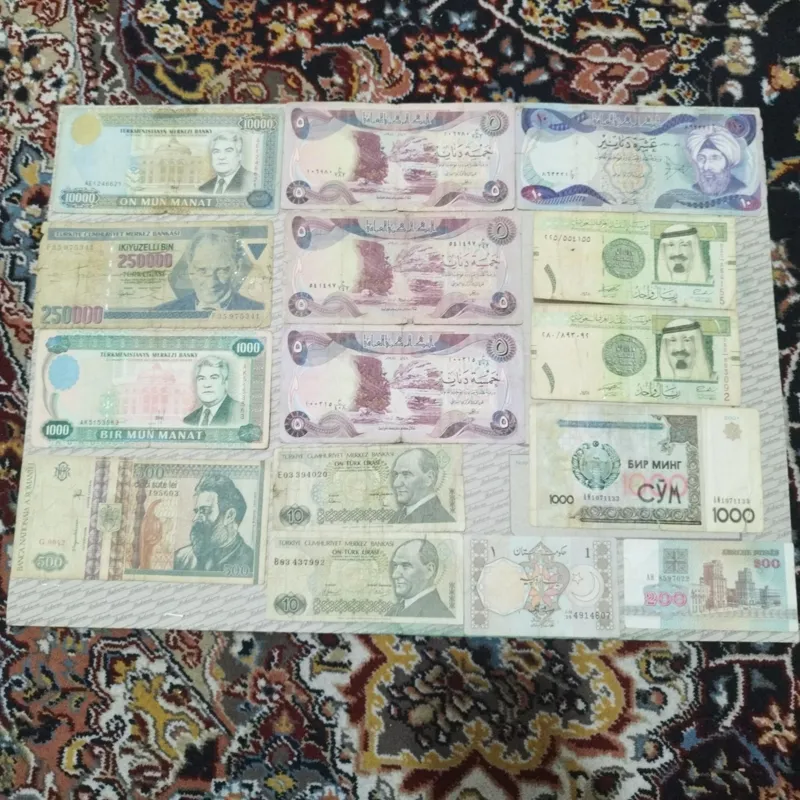 15عدد اسکناس خارجی