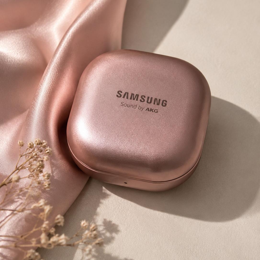 هندزفری Samsung Live اصل کم کارکرد