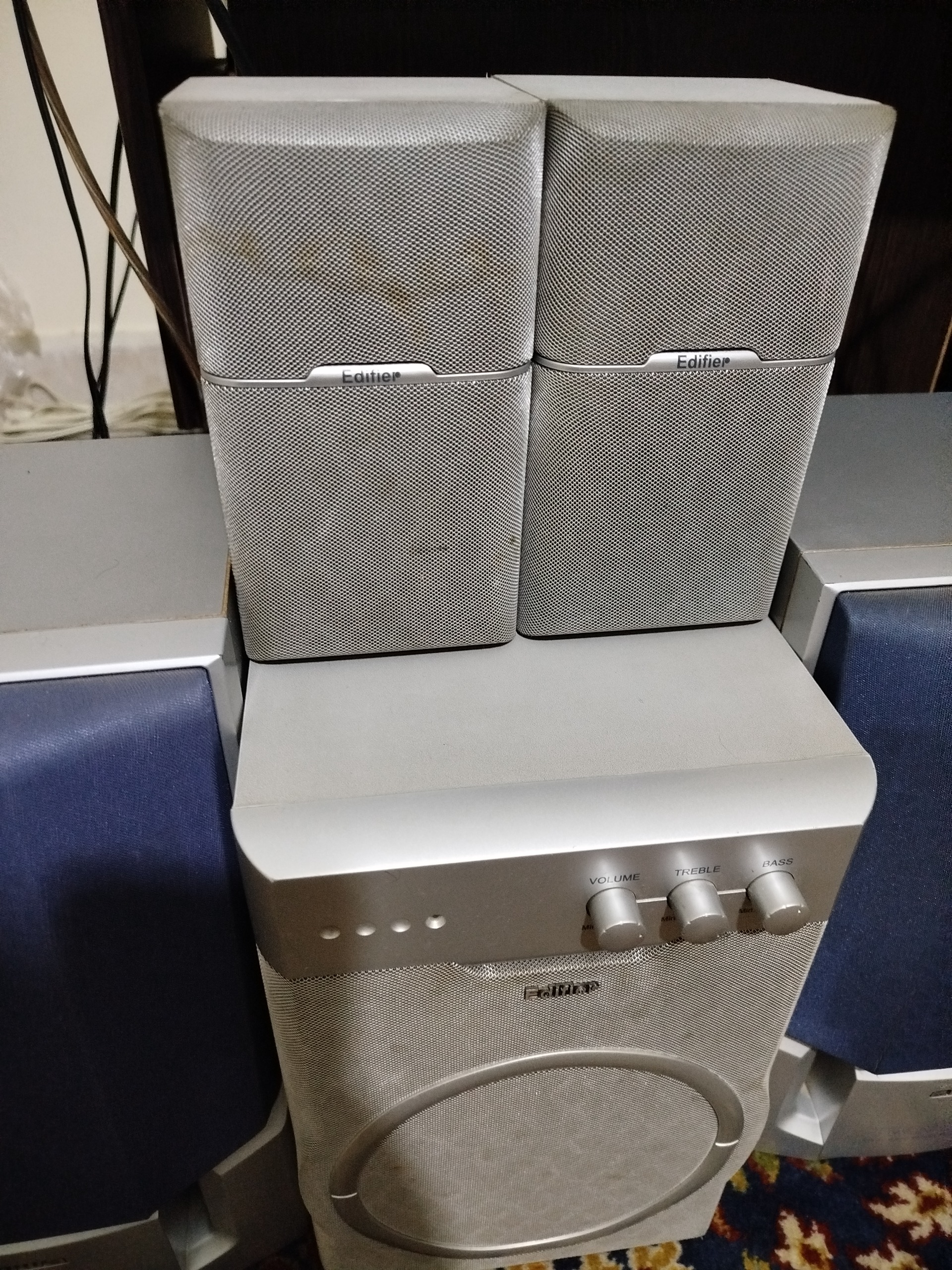 اسپیکر سه تکه ادیفایر R401 سالم کم کار با جعبه