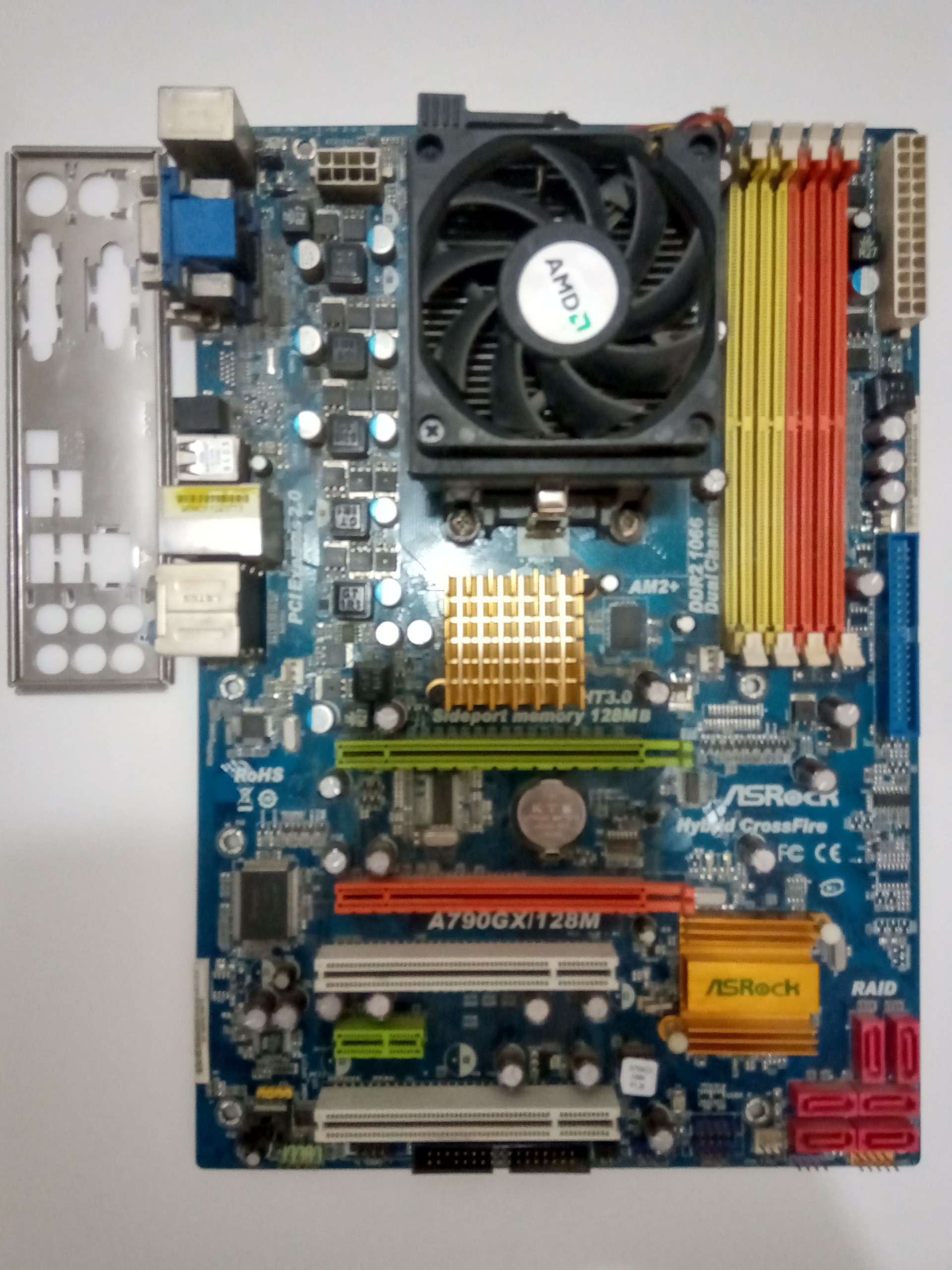 باندل چهارهسته ای Asrock همراه با 4g رم