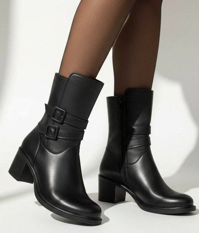 بوت پاشنه دار دوسگک