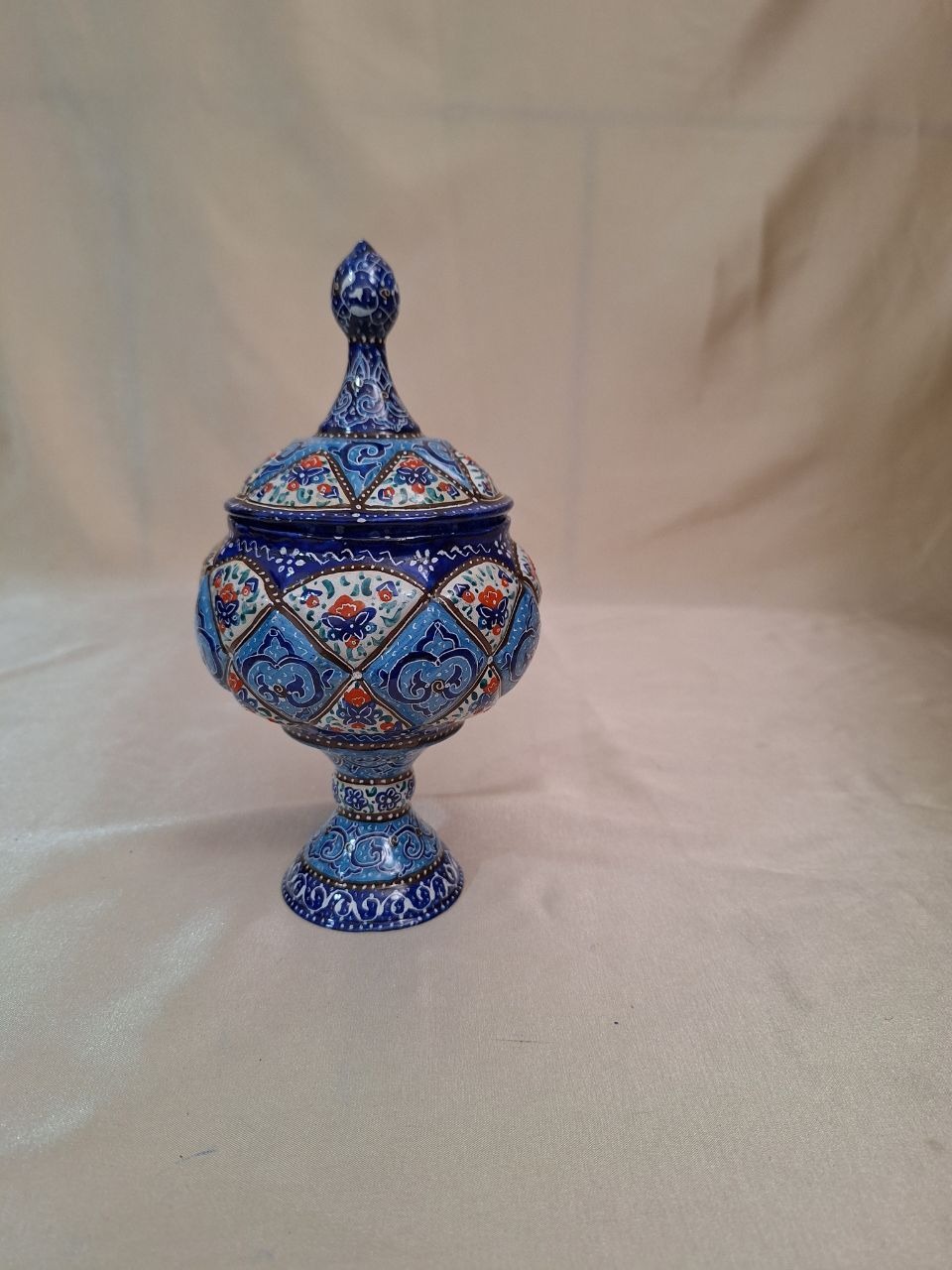 شکلات خوری میناکاری