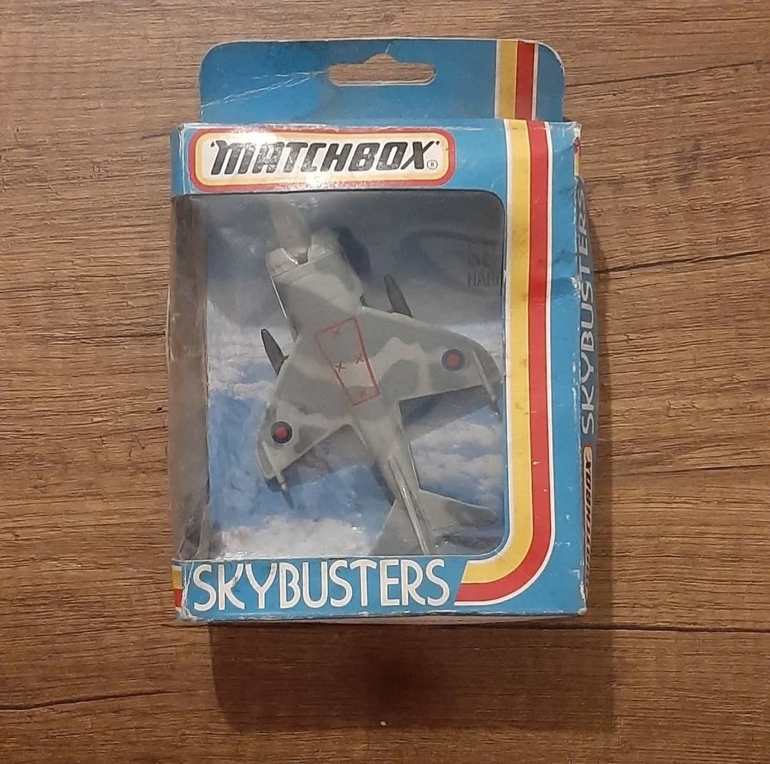 هواپیمای machbox قدیمی 1980