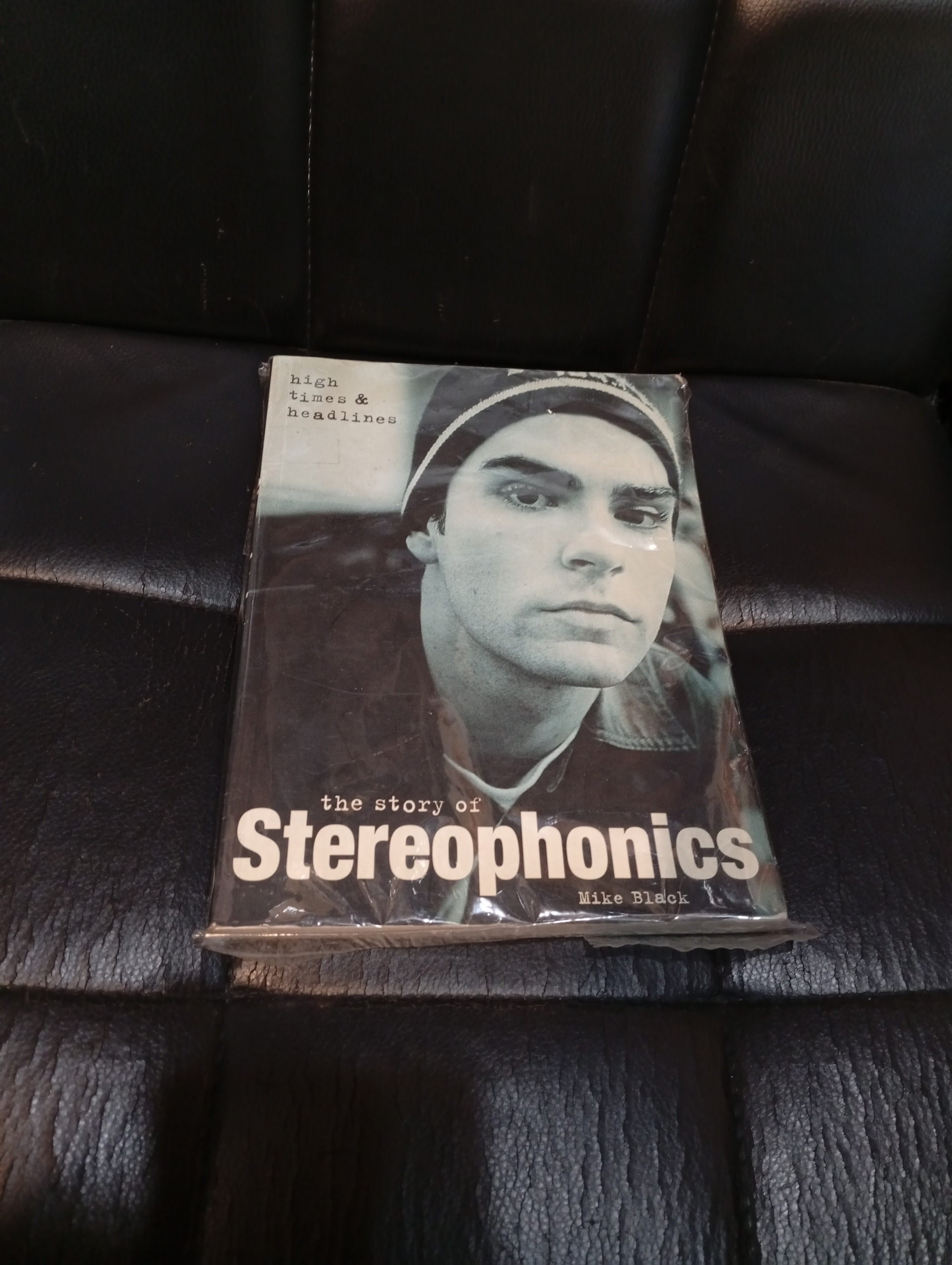 کتاب ارجینال stereophonics