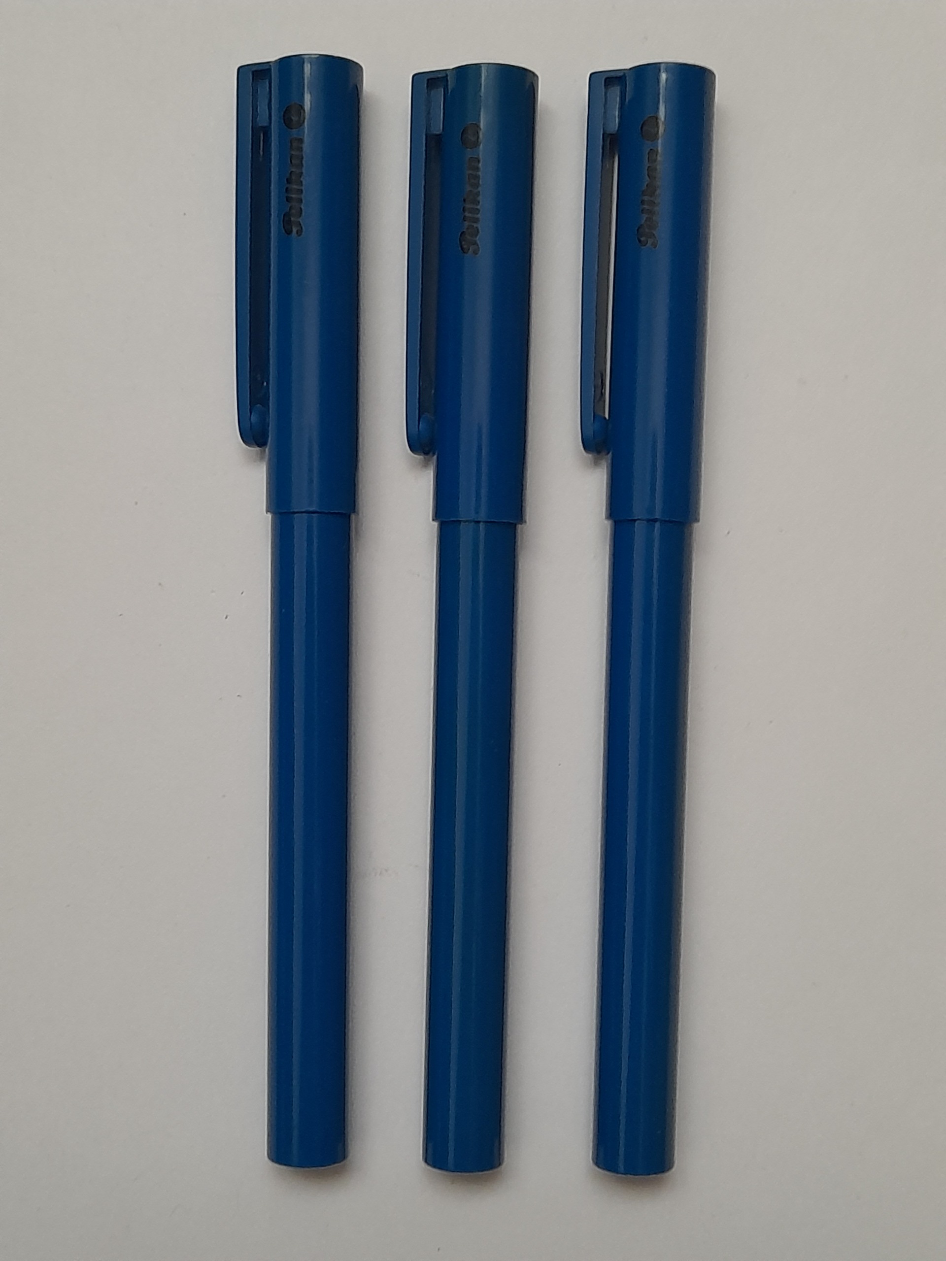 خودنویس پلیکان رنگ آبی