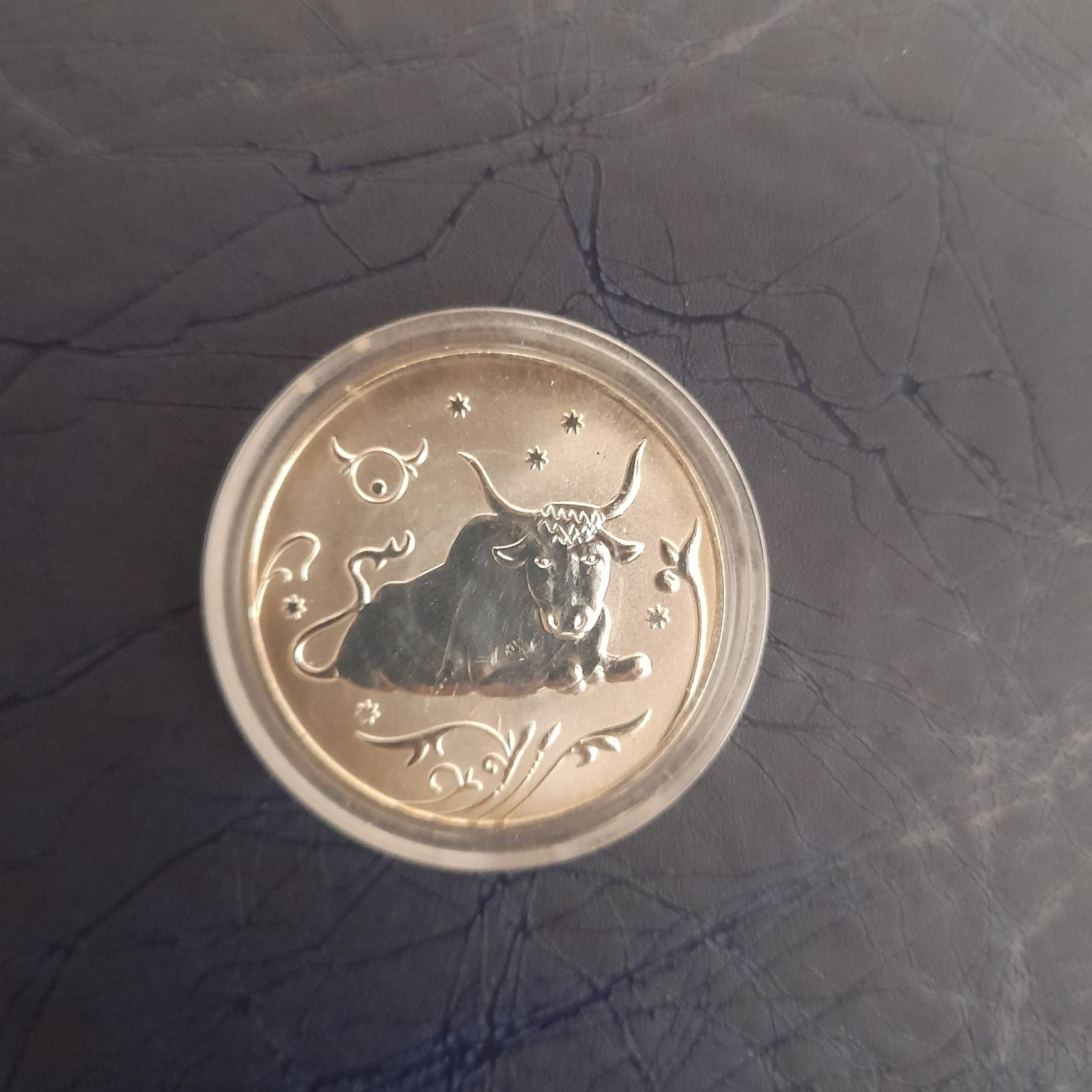 سکه ماه تولد اردیبهشت