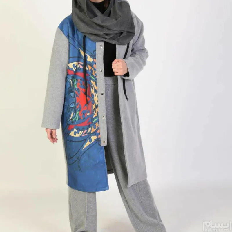 پالتو زنانه طرح کالیگرافی