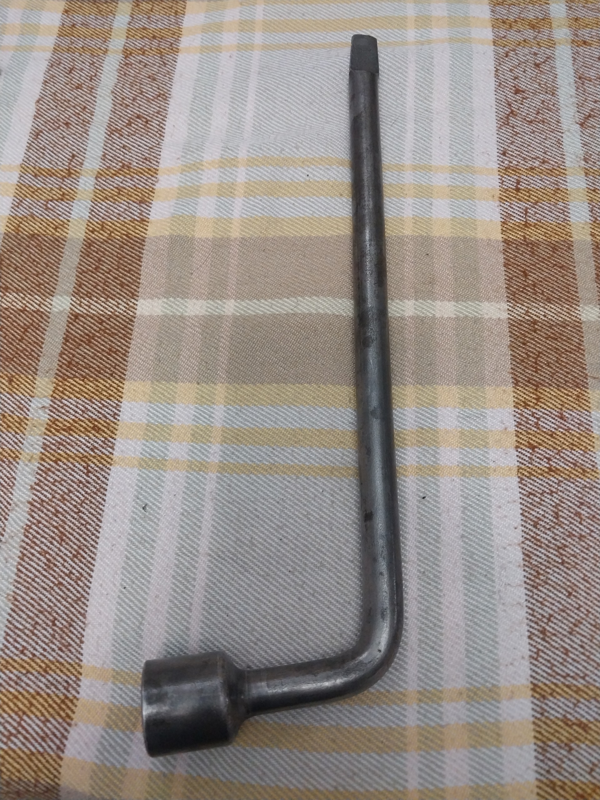 اچار چرخ نیسان اصل ژاپن سایز23