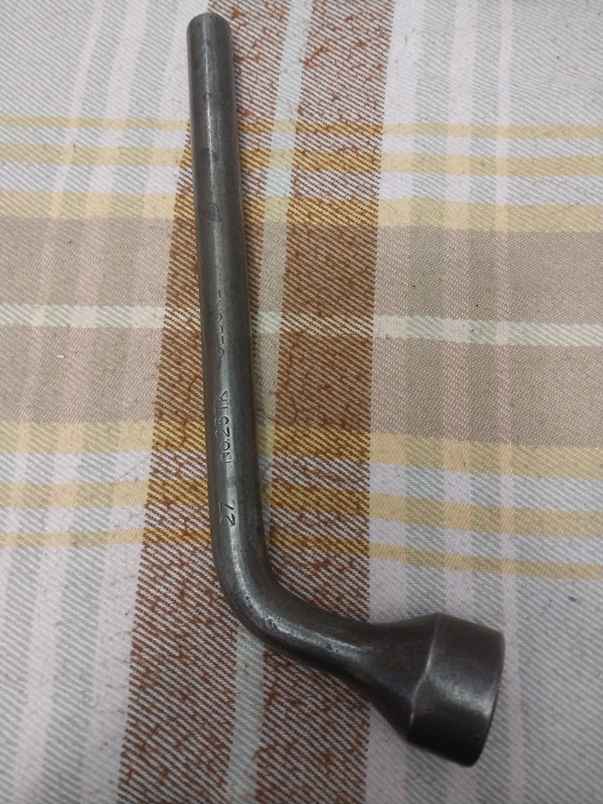 اچار چرخ گدور سایز 27 آلمانی