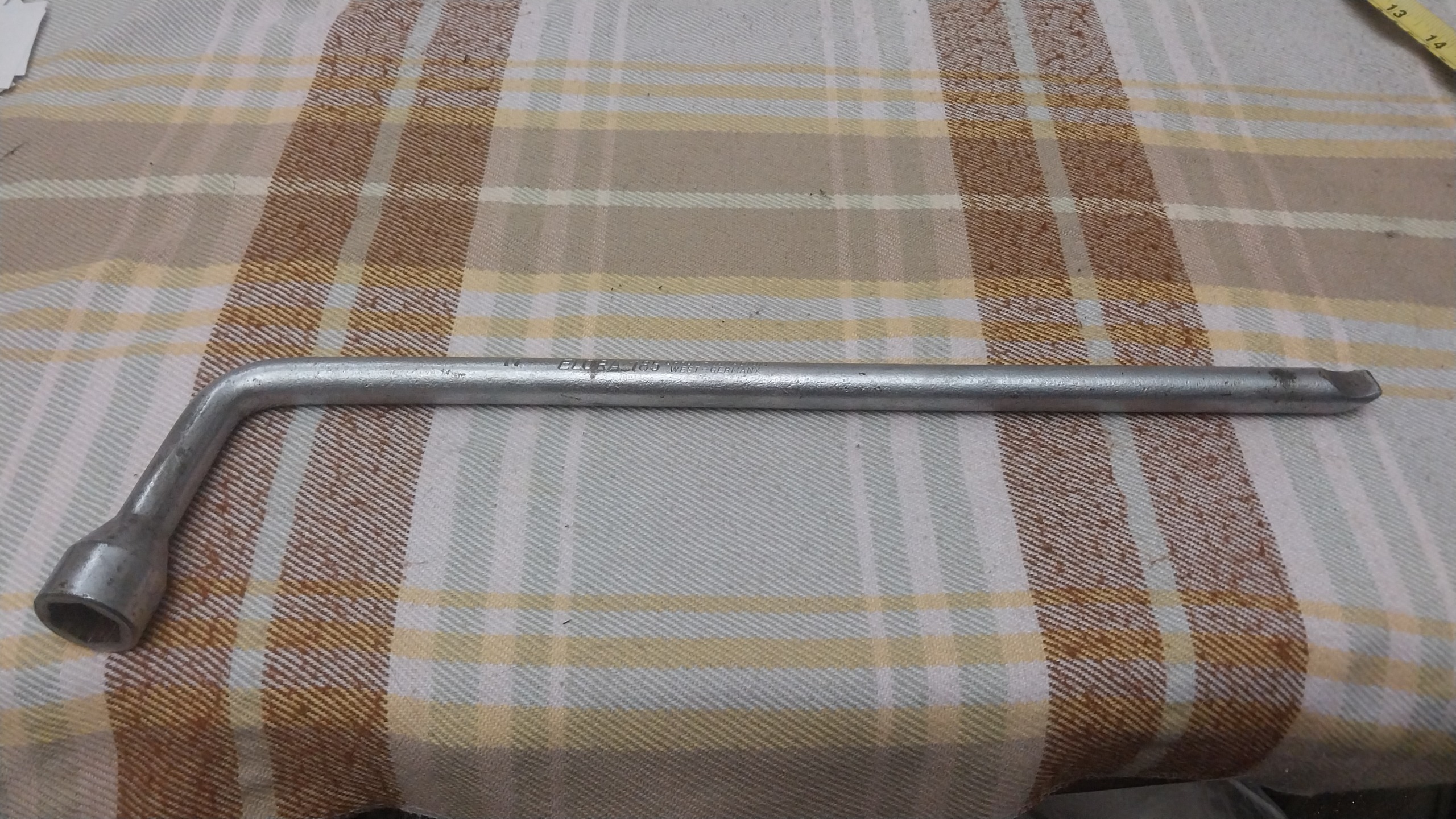 اچار  چرخ خودرو  آلمانی  الورا  سایز17 برایL90و