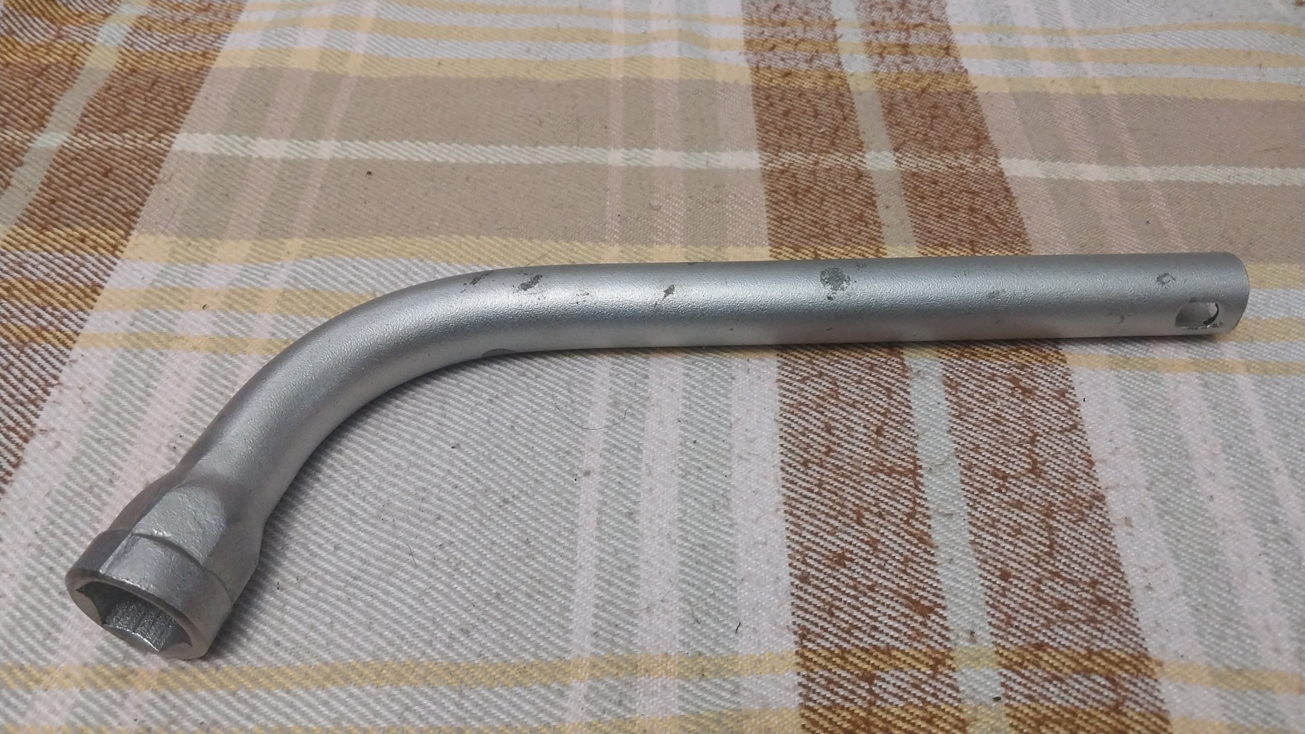 اچار  چرخ  خارجی  سایز21 فولادی