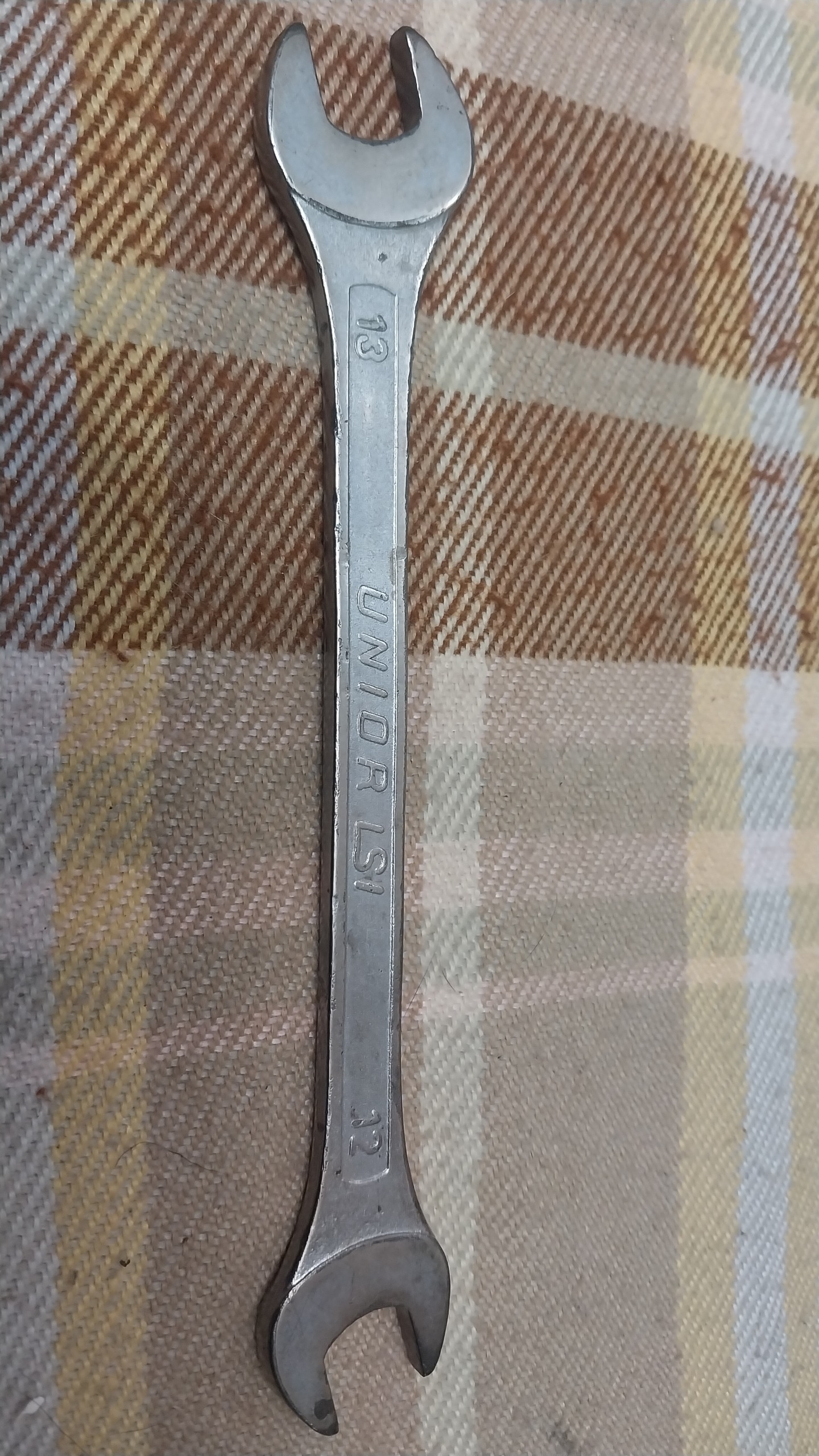 اچار دو سرتخت یونیور یوگسلاوی  سایز12و13