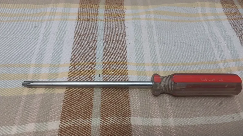 پیچ گوشتی چهار سو روبیکن ژاپنی