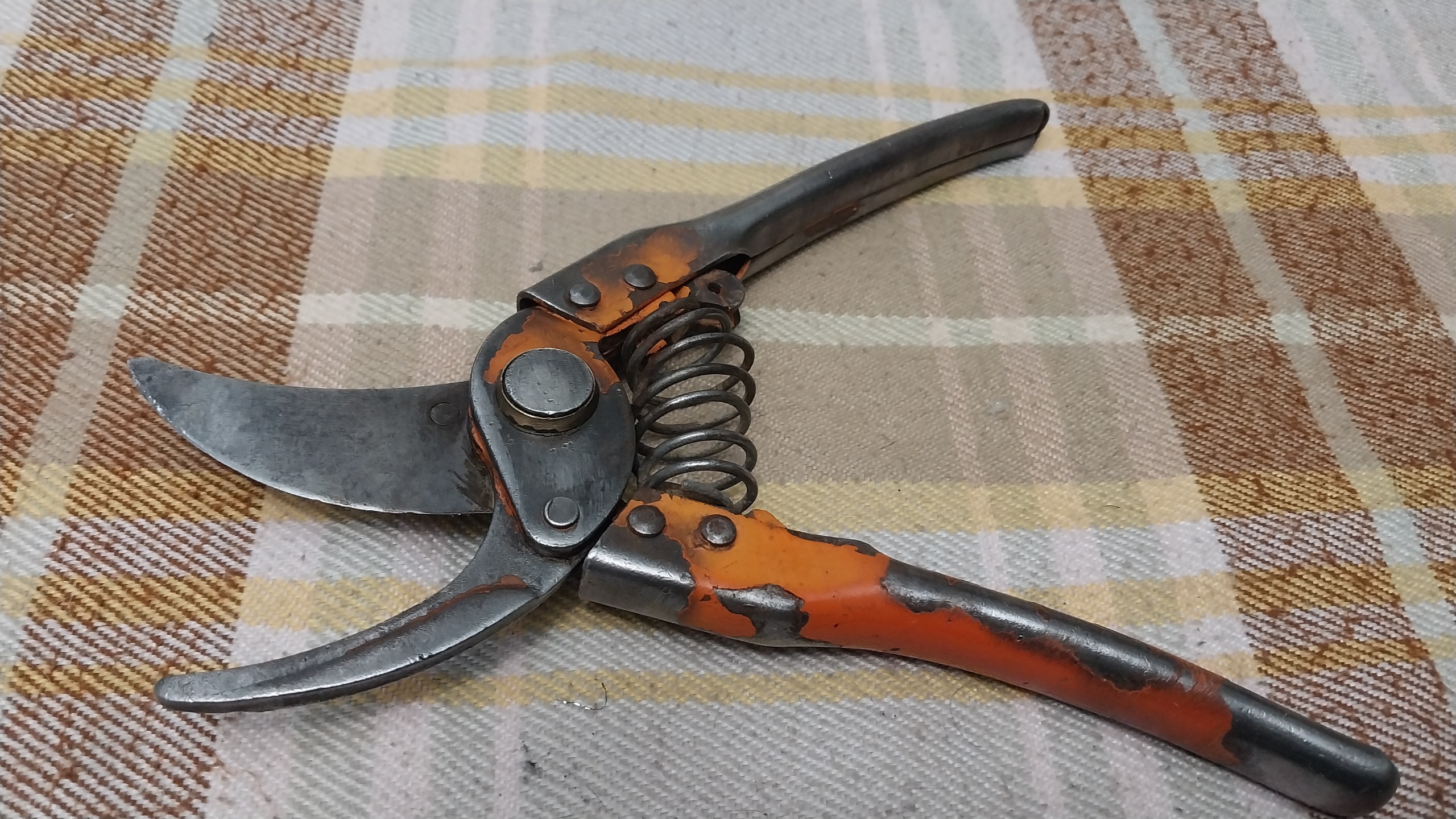 قیچی باغبانی خارجی