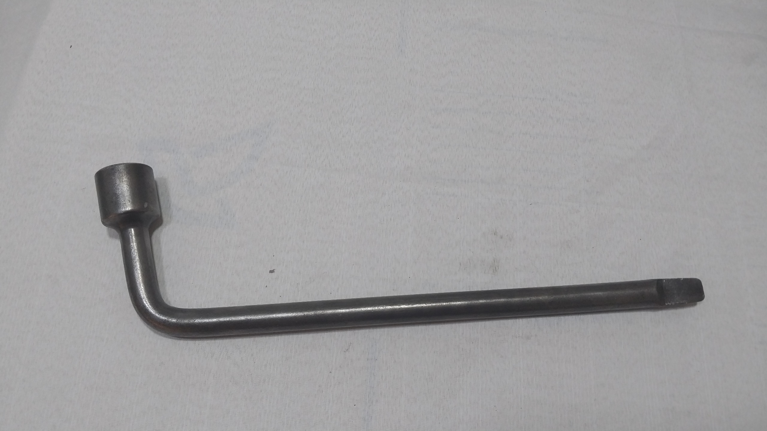 اچار چرخ خودرو نیسان اصلی ژاپنی سایز23