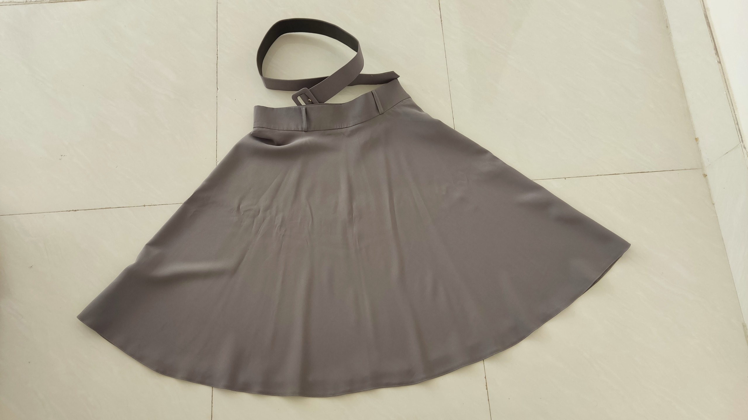 دامن برند یشیل Yeshil سایز 42 طوسی خارجی