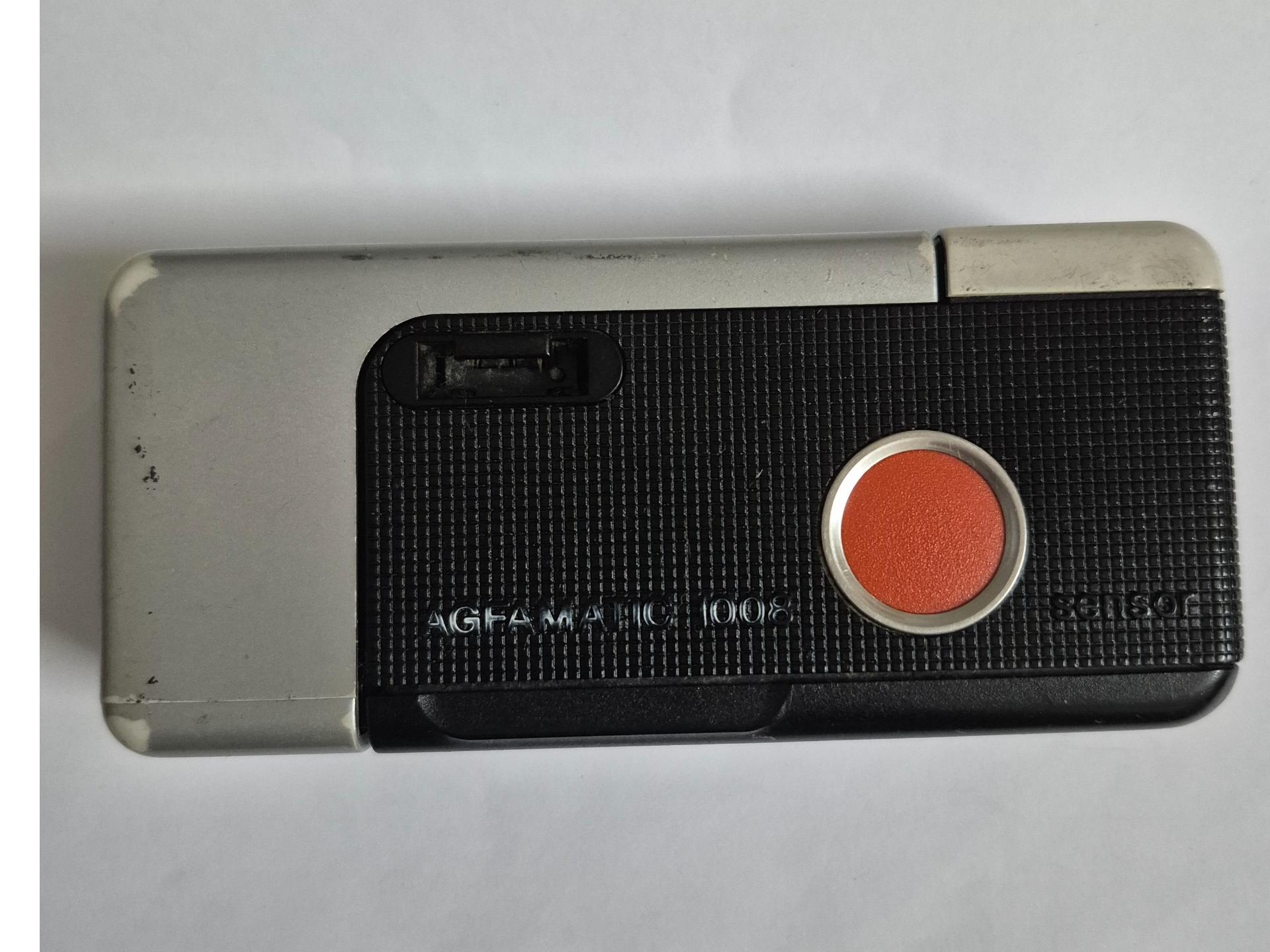 دوربین عکاسی قدیمی AGFA MATIC 1008