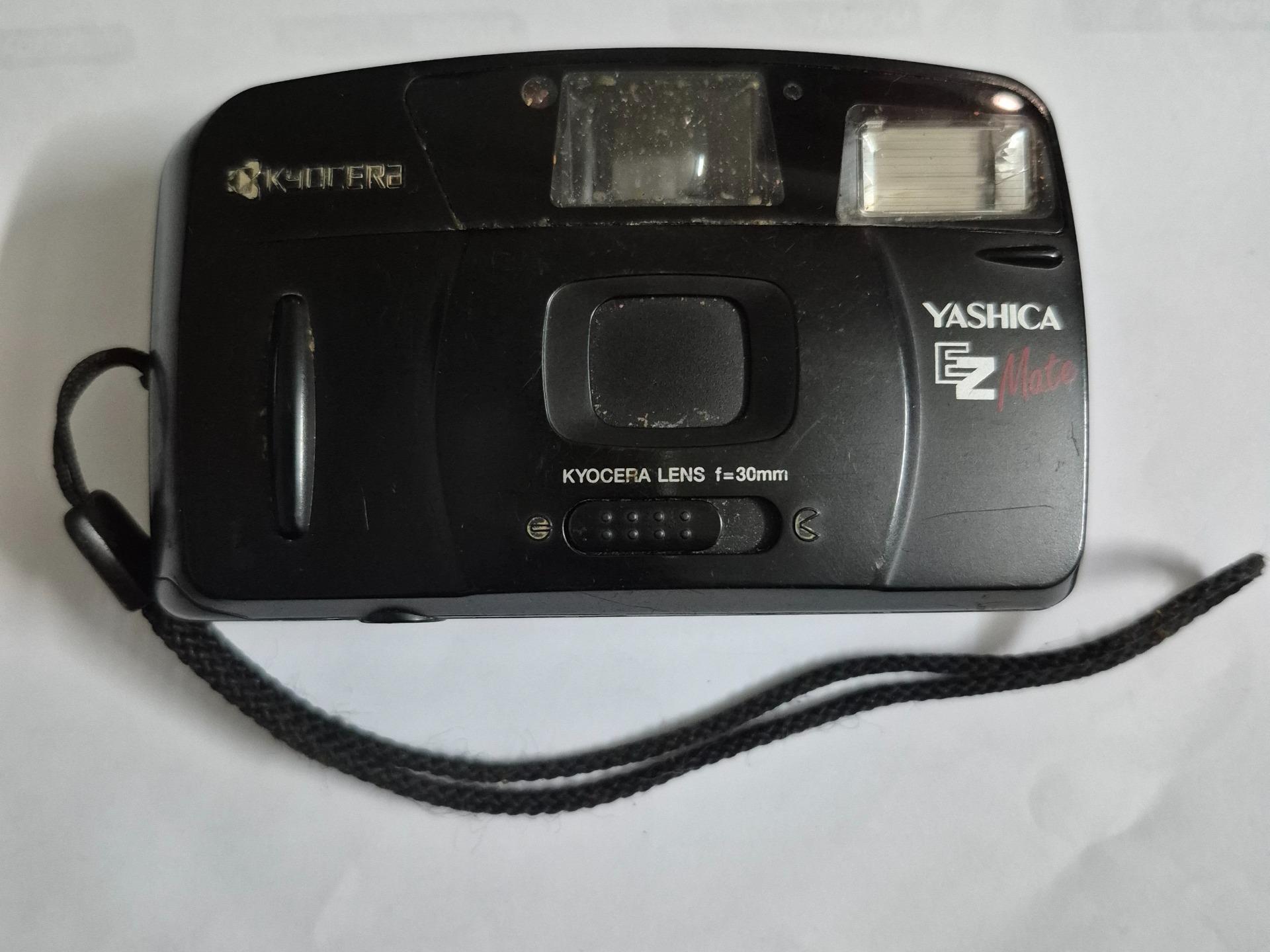 دوربین عکاسی قدیمی YASHICA