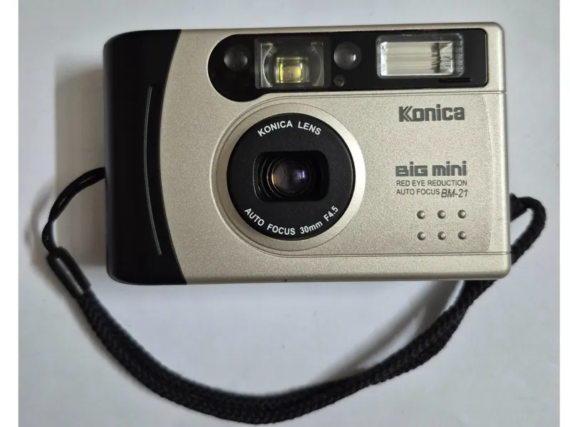 دوربین عکاسی Konica ژاپن دیجیتالی