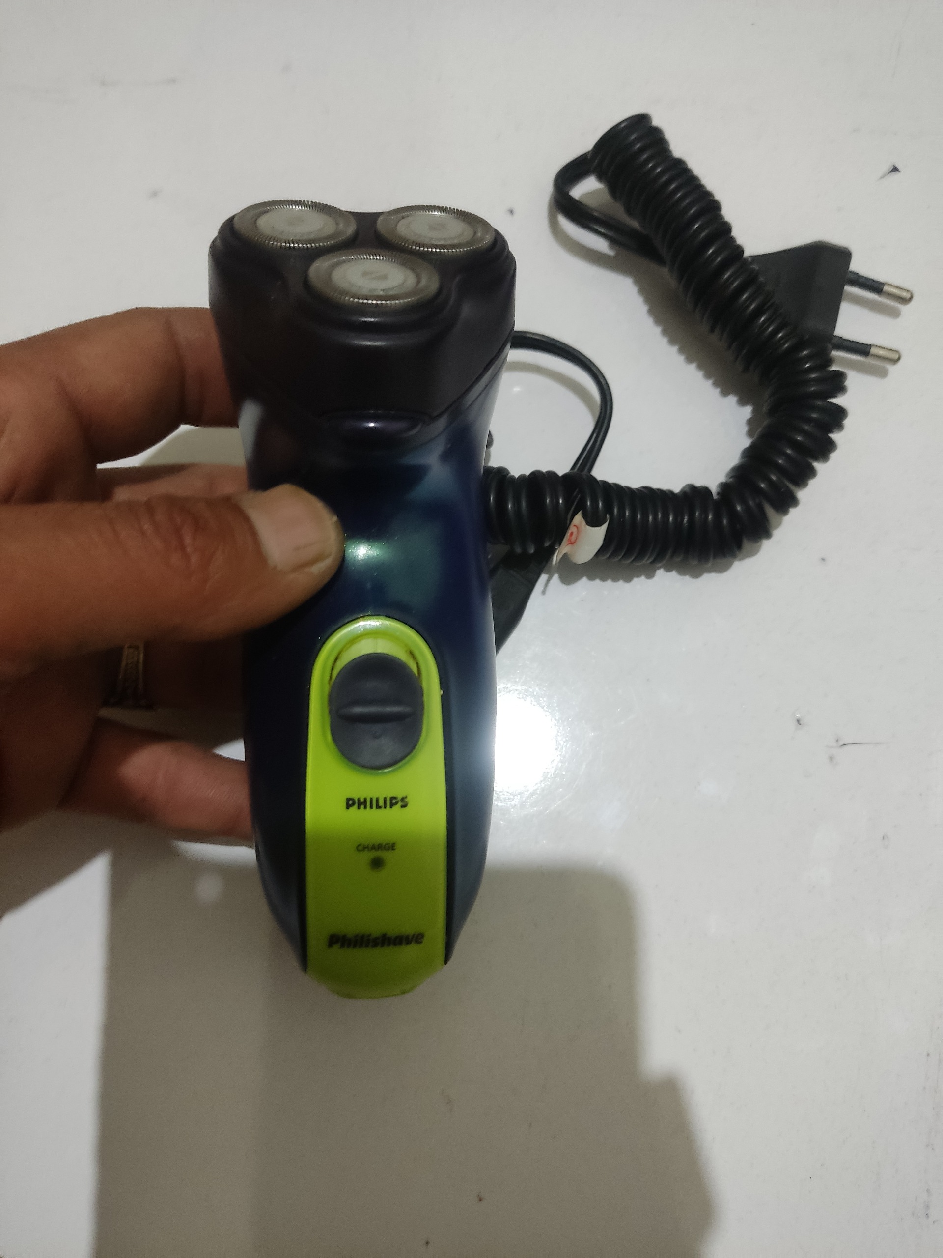 ریش تراش فیلیپس اصلی به شرط