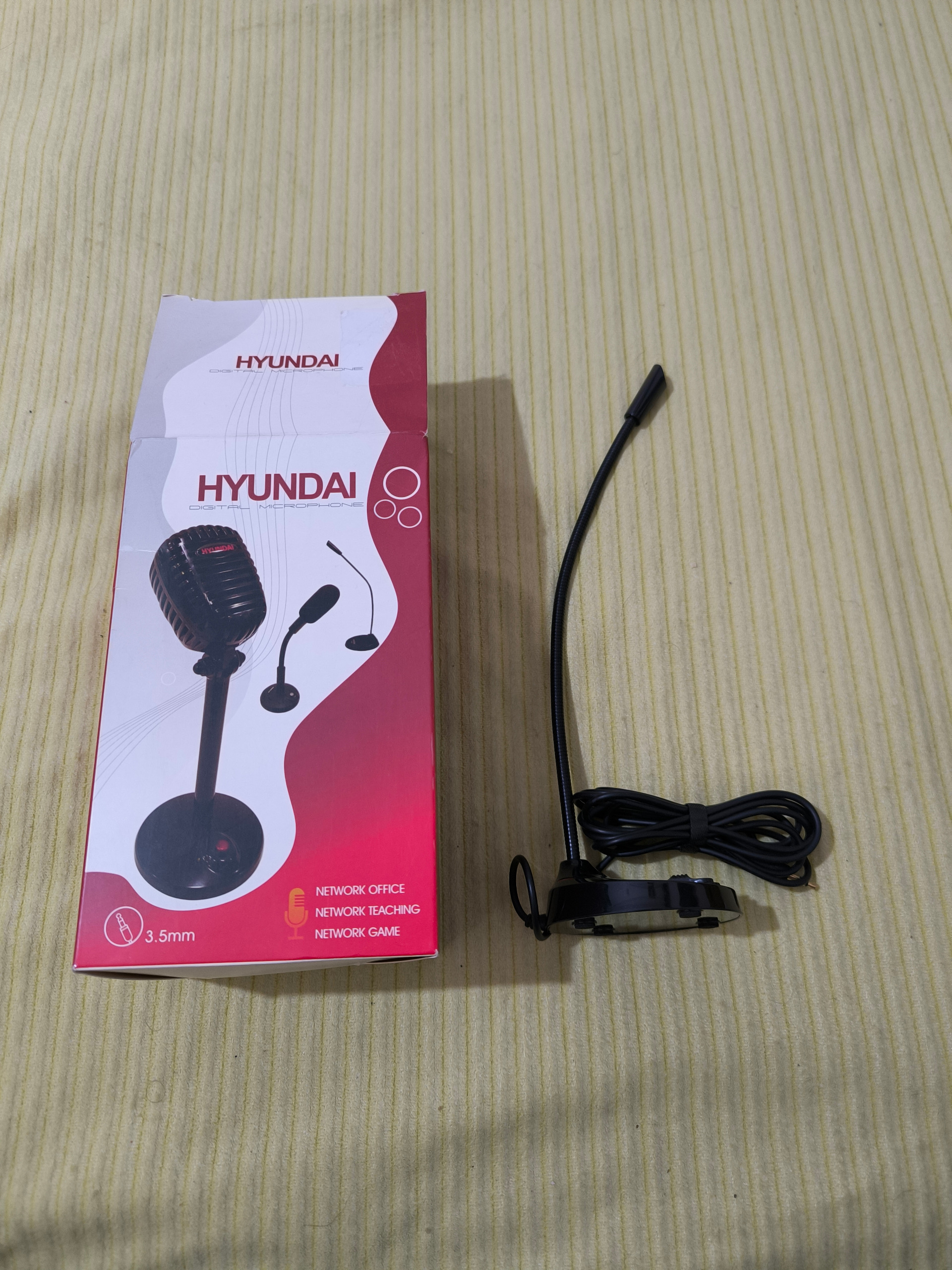 میکروفن رومیزی هیوندای مدل Q11