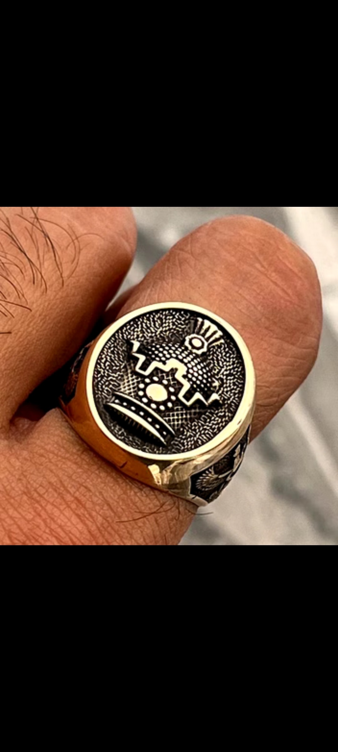 انگشتر طلا روس کار شیک وعالی کیفیت دار خاص