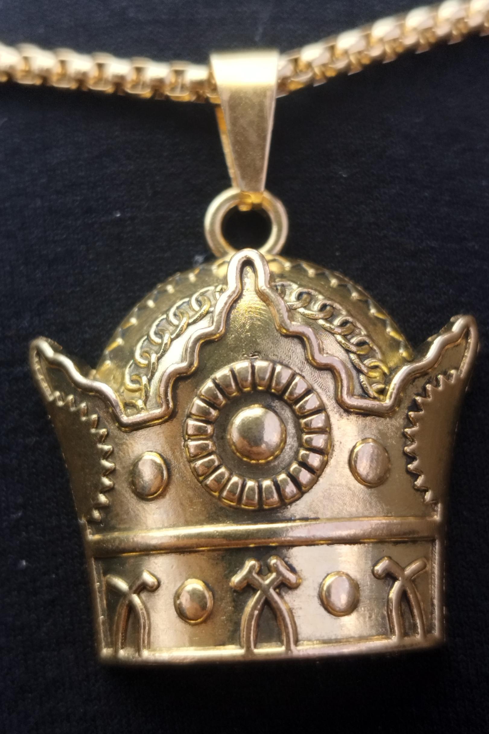 اویز بسیار زیبا وشیک درجه یک عالی