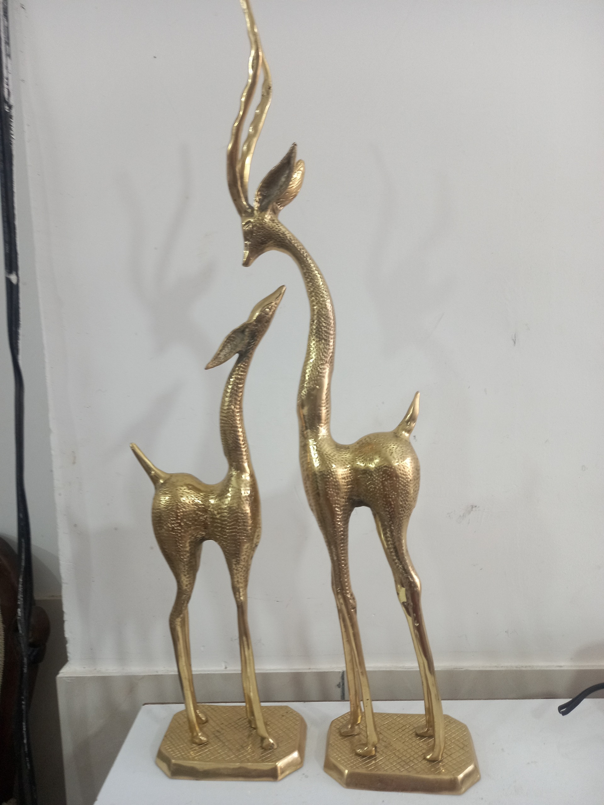مجسمهی برنجی سنگین وزن و سایز بزرگ