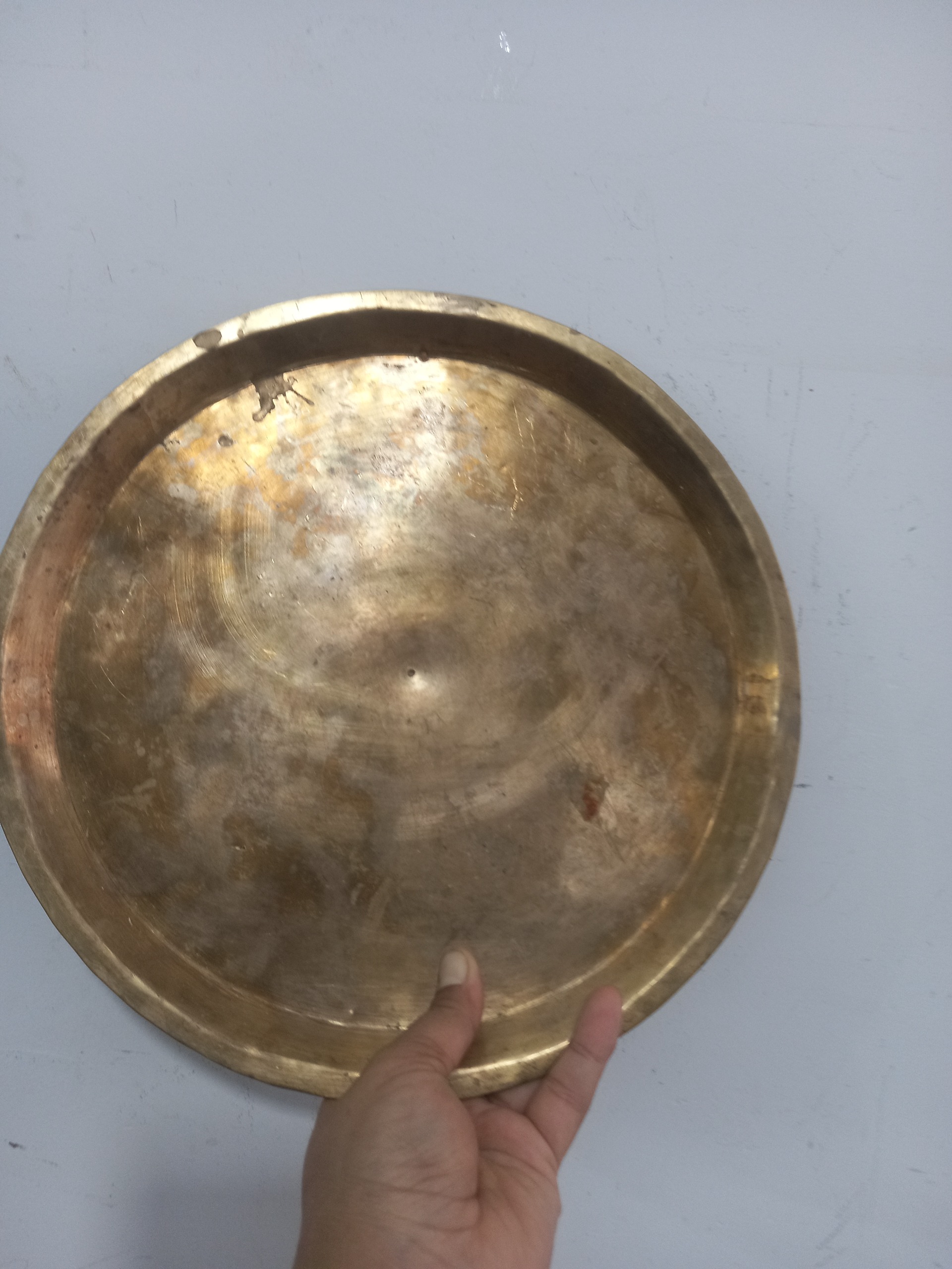 سینی برنجی 29 سانتی بکر و بینظیر