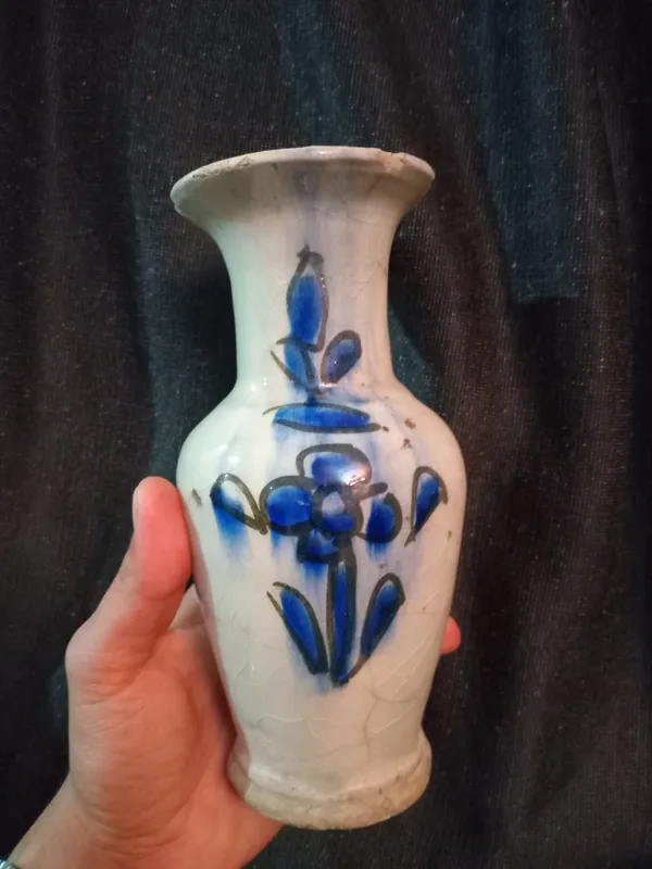 گلدان سفالی قلم آبی کهنه قاجاری سایز کمیاب