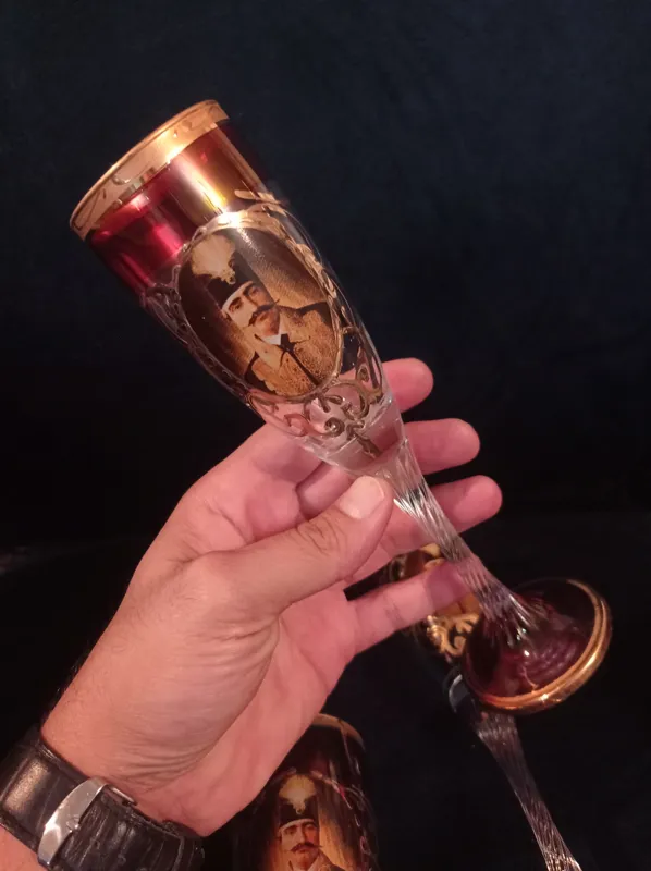 جام کریستال بسیار زیبا دست ساز با عکس ناصری