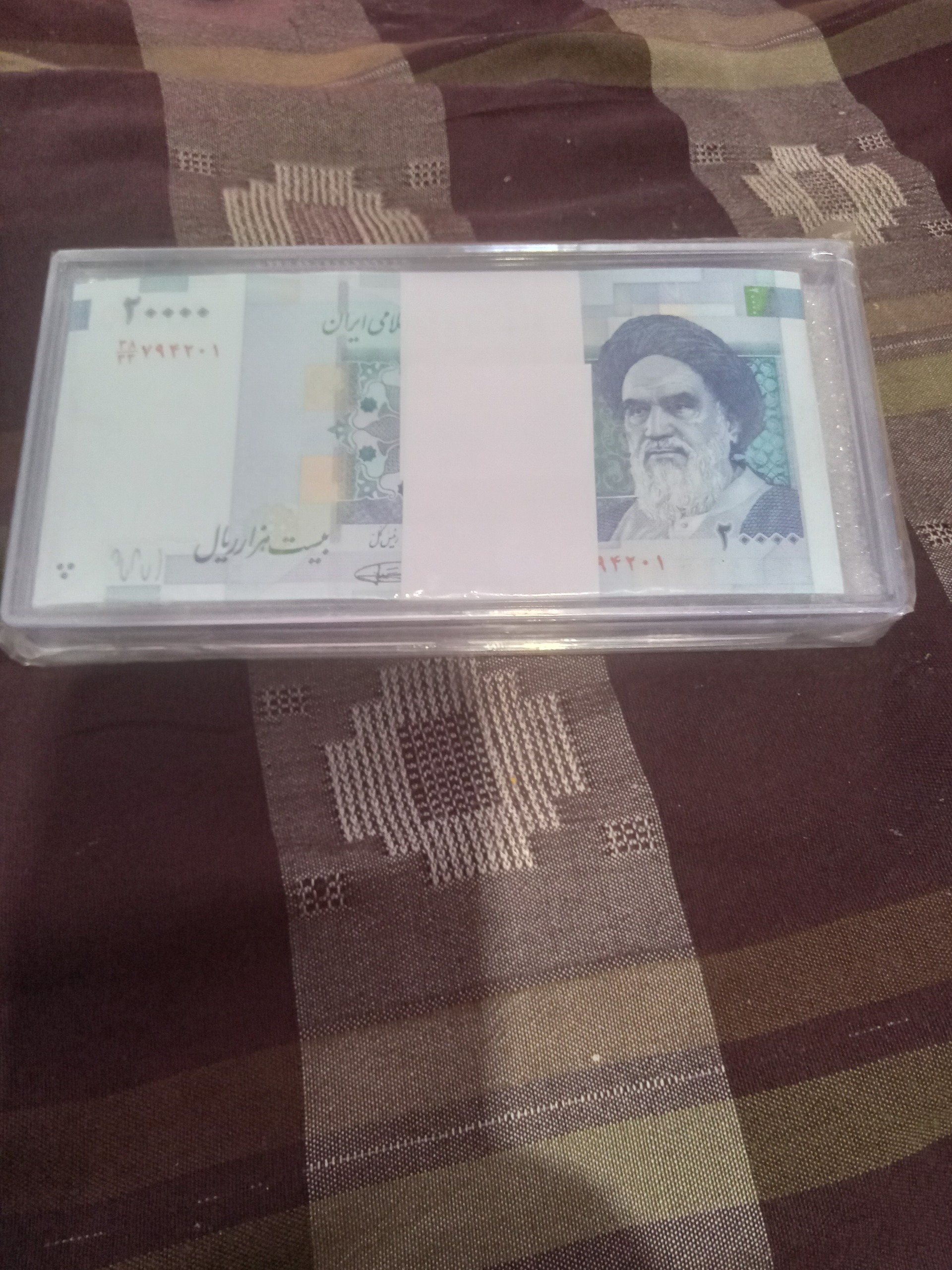 بسته دوهزاری بادگیر جایگزین با قاب اصلی
