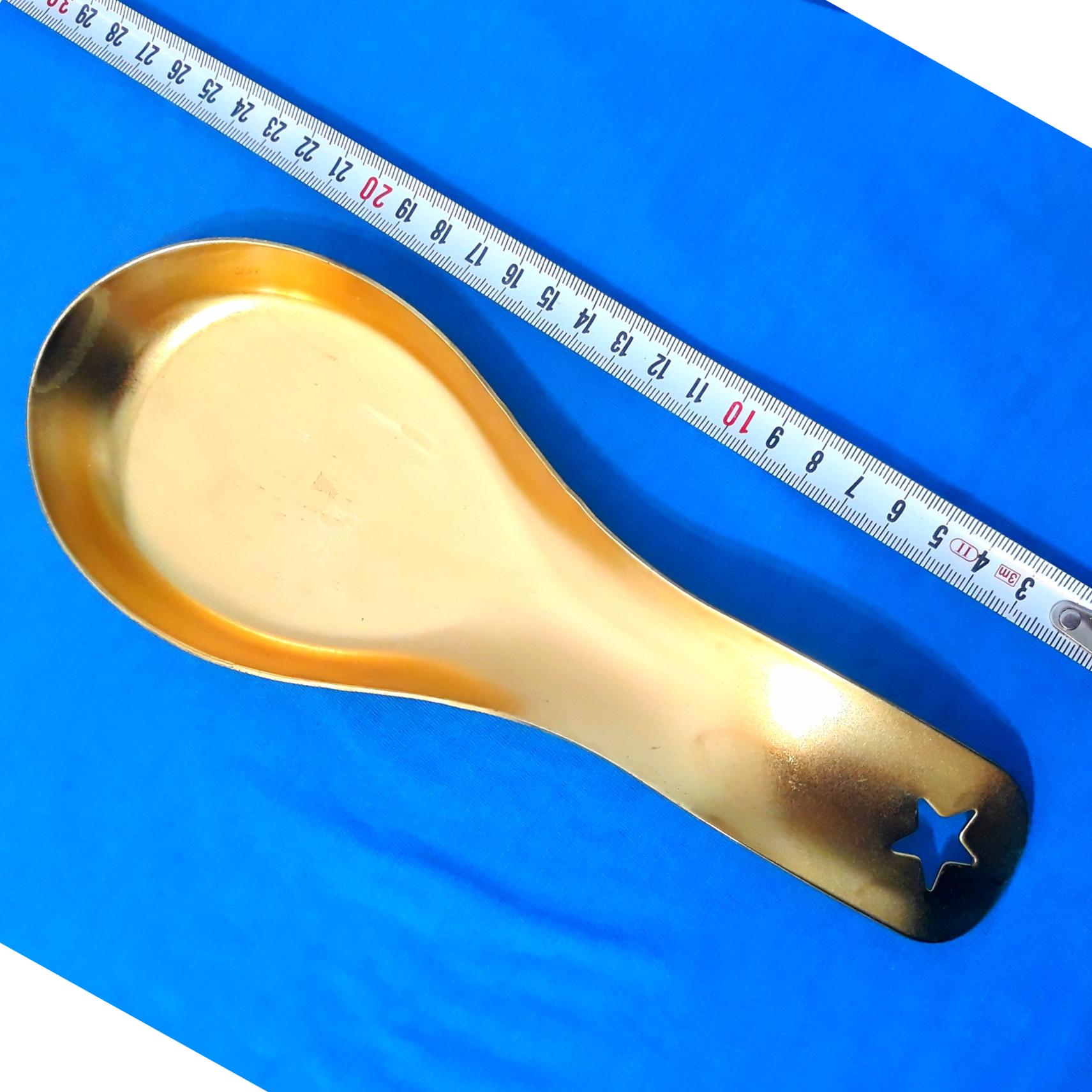 زیر قاشقی طلایی