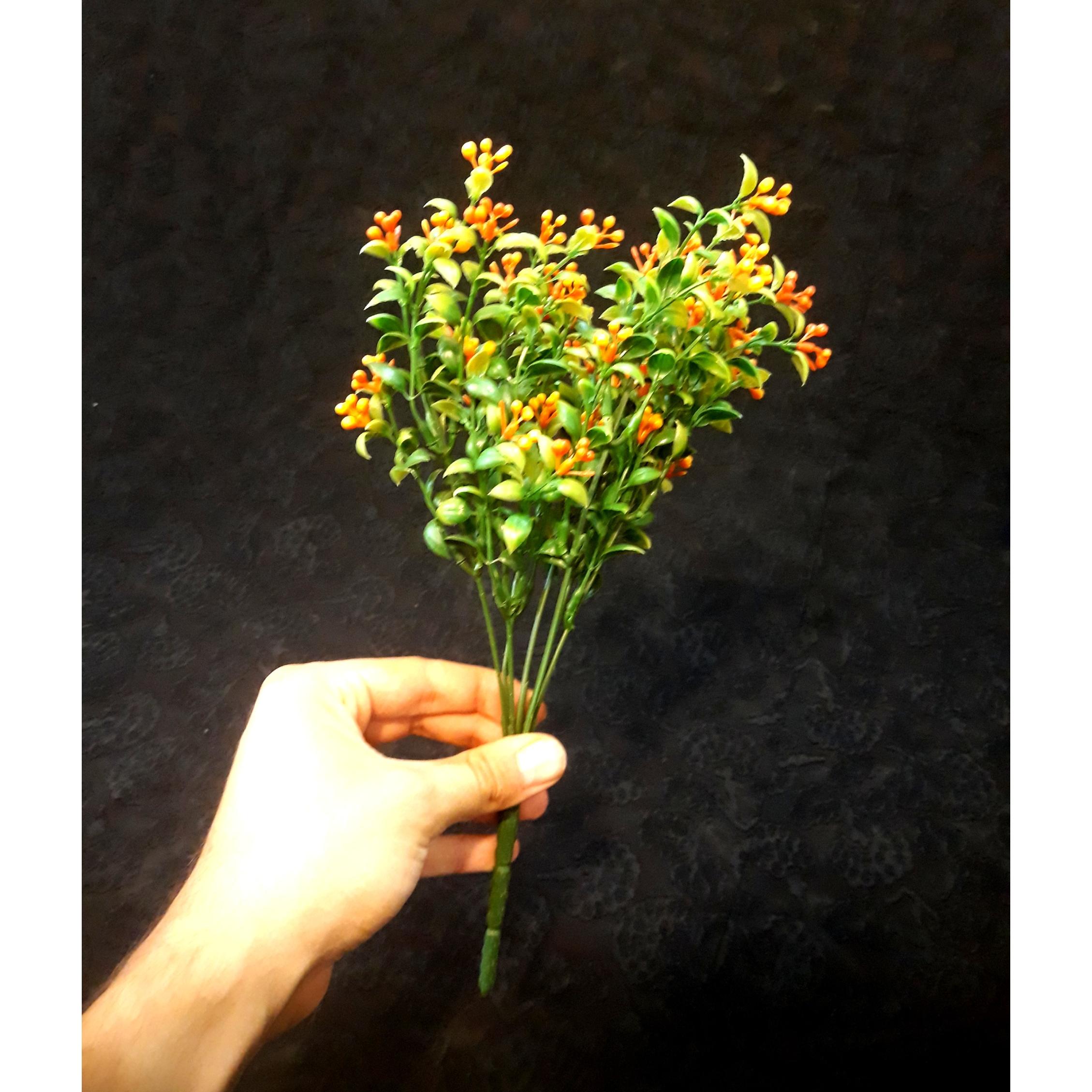 گل مصنوعی نارنجی