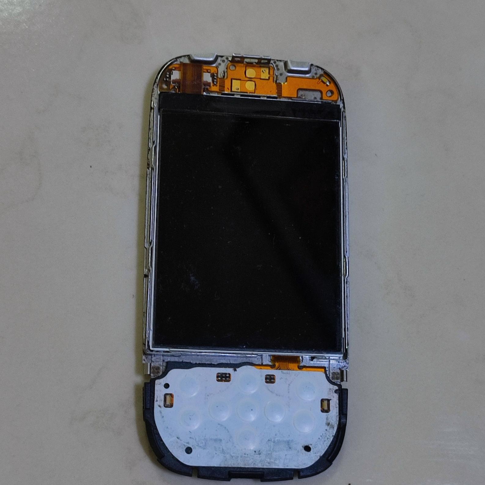 ال سی دی نوکیا  7230 با فلت و ریلی اصلی