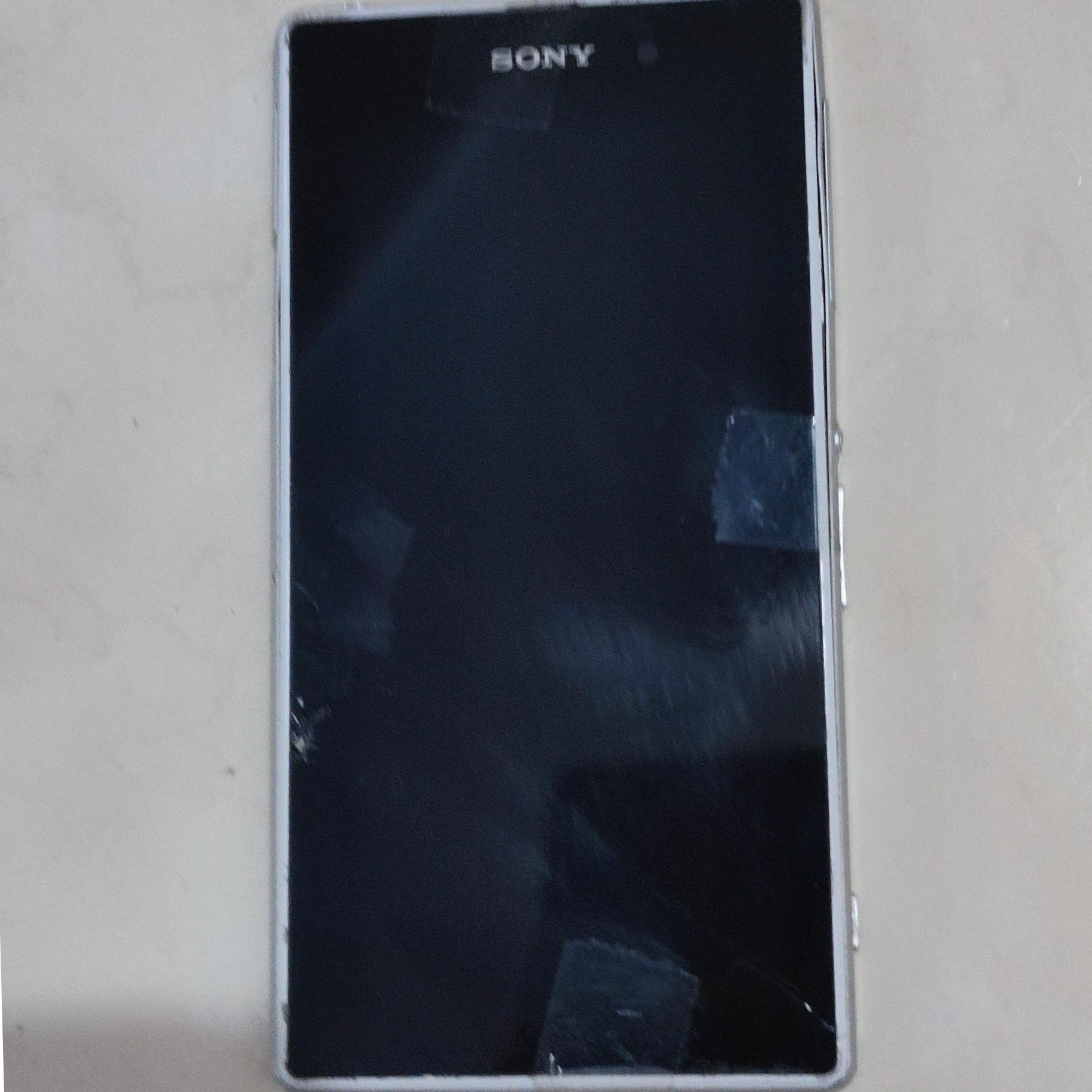 تاچ ال سی دی سونی Z1 با فریم و فلت اورجینال