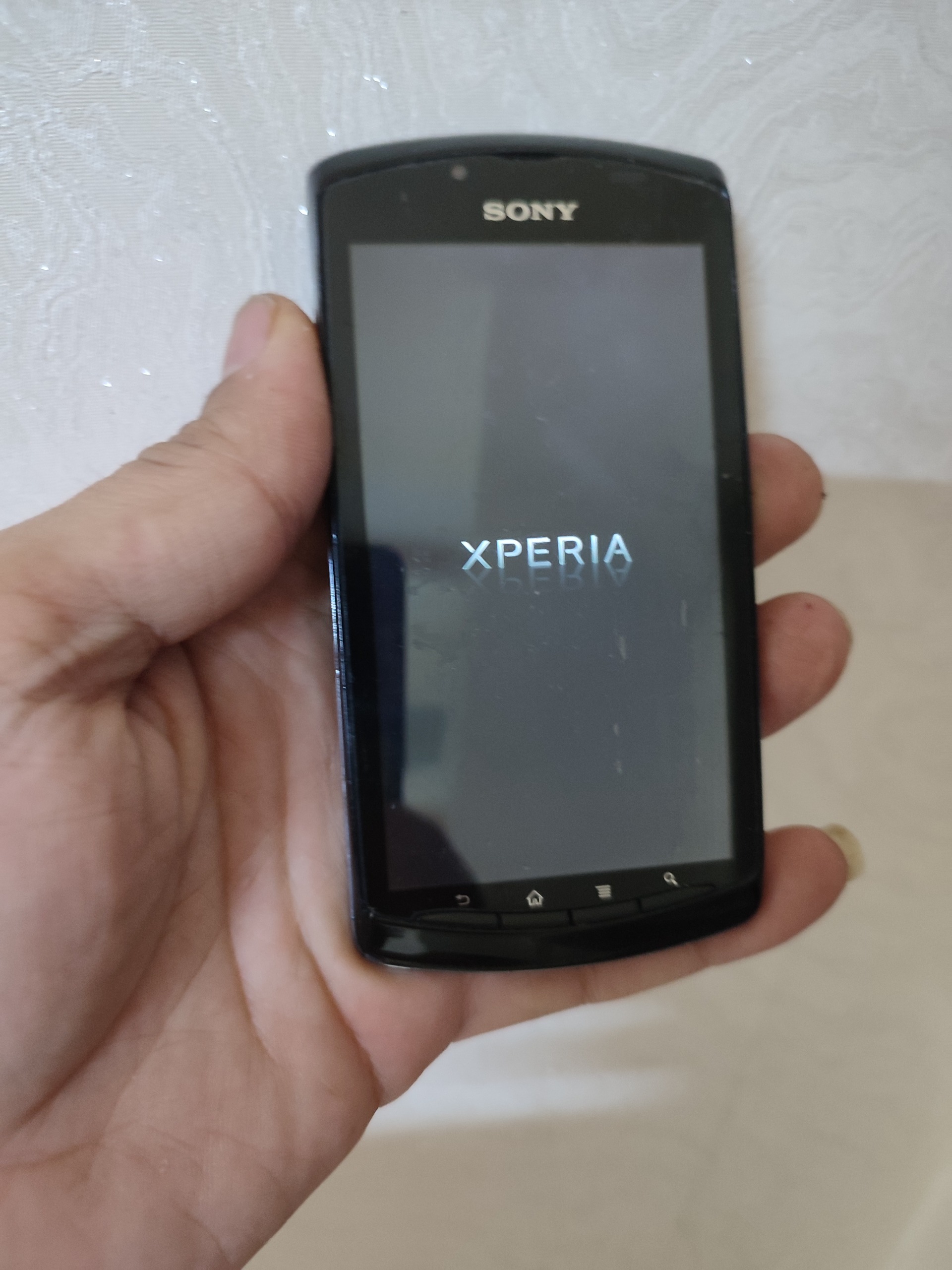 گوشی سونی مدل Mt25 خیلی خیلی تمیز