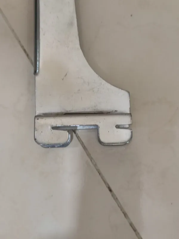 8 عدد دستک ریلی  یا شاخک ریلی فلزی جنس قوی