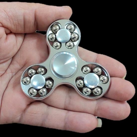 اسپینر فلزی 3 پره براق ، زیبا و جذاب ساچمه ای