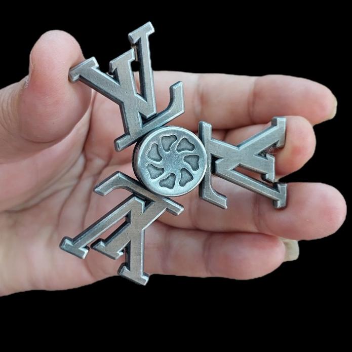 اسپینر فلزی 3 پره بسیار زیبا و بینظیر مدل LV