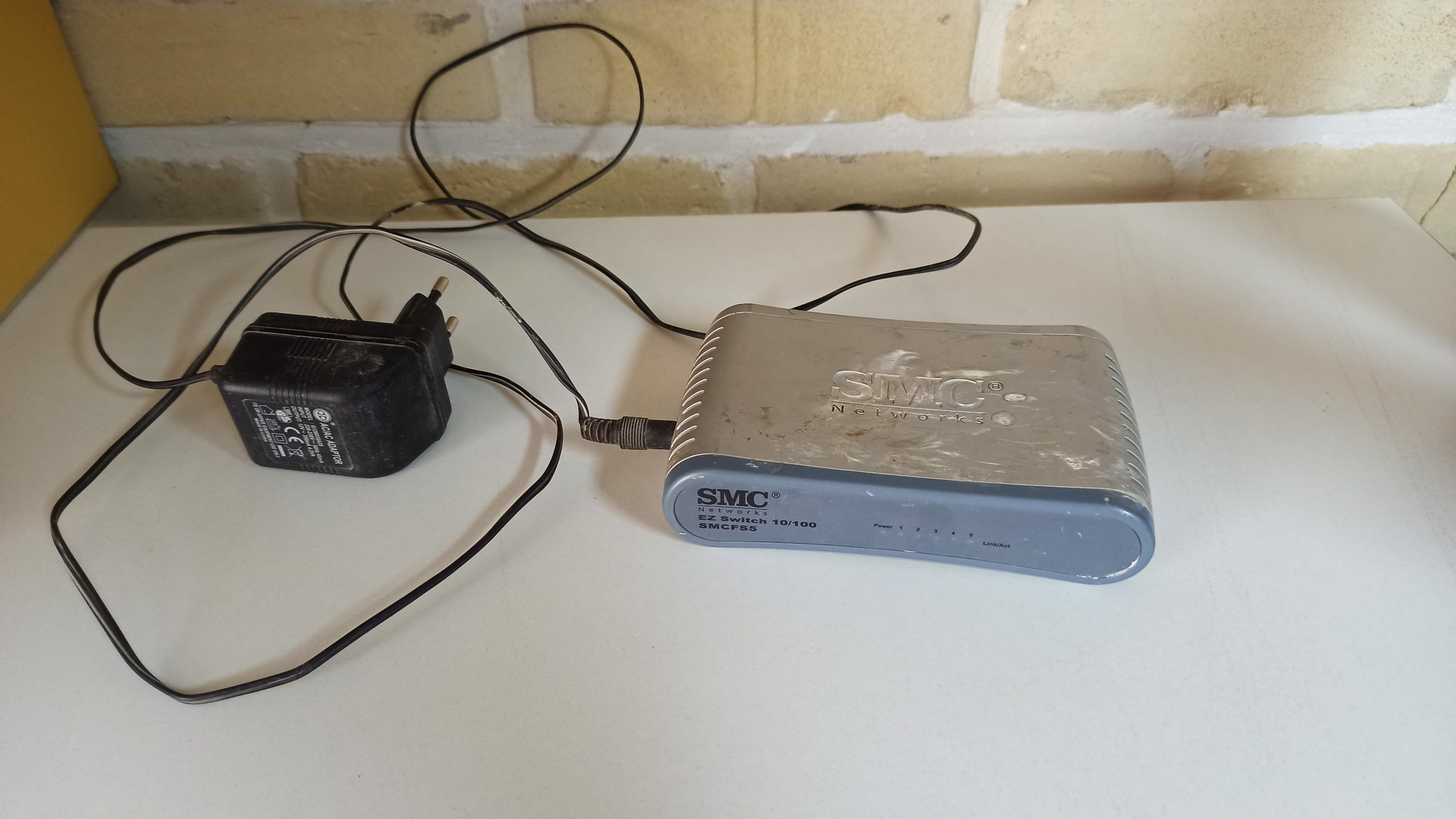 سویچ شبکه smc fs5