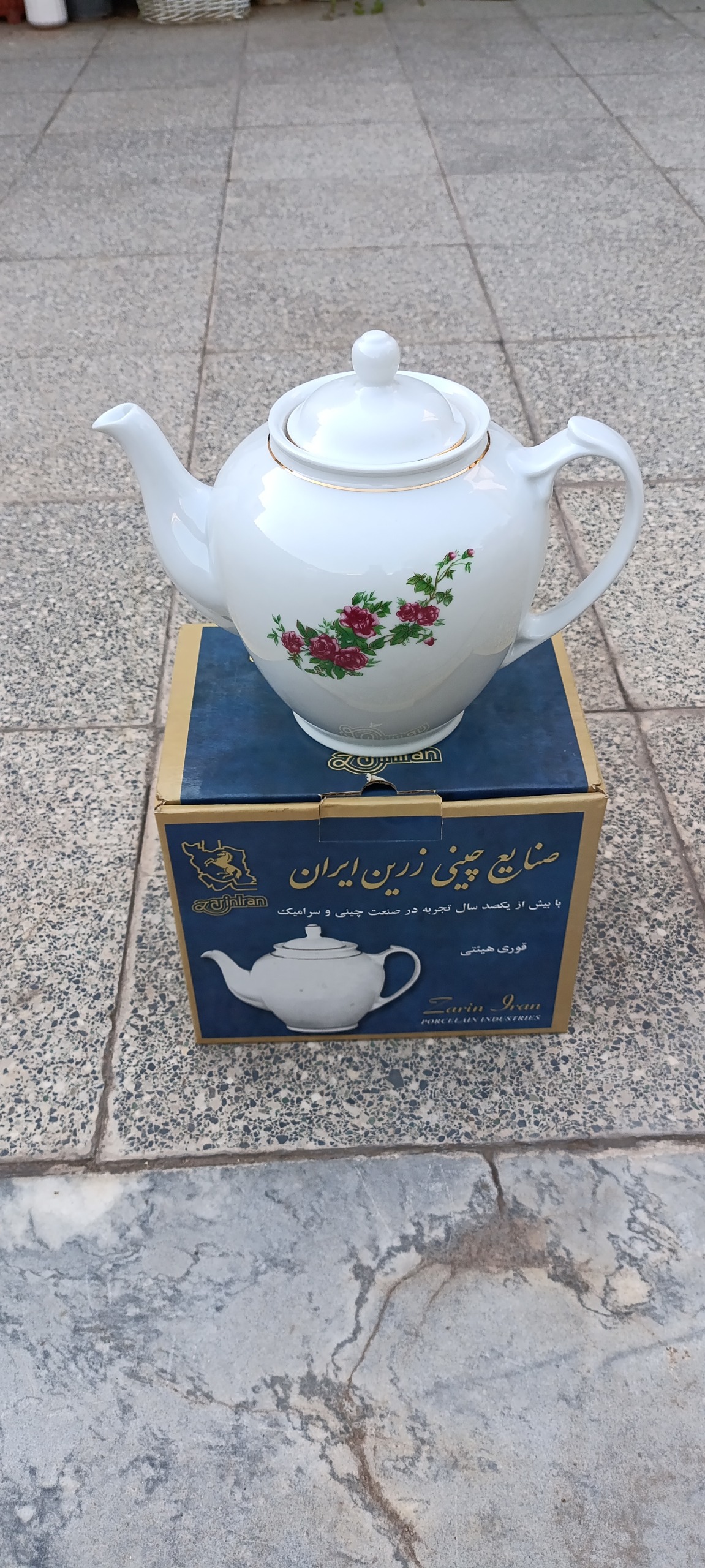 قوری گلسرخی هیئتی