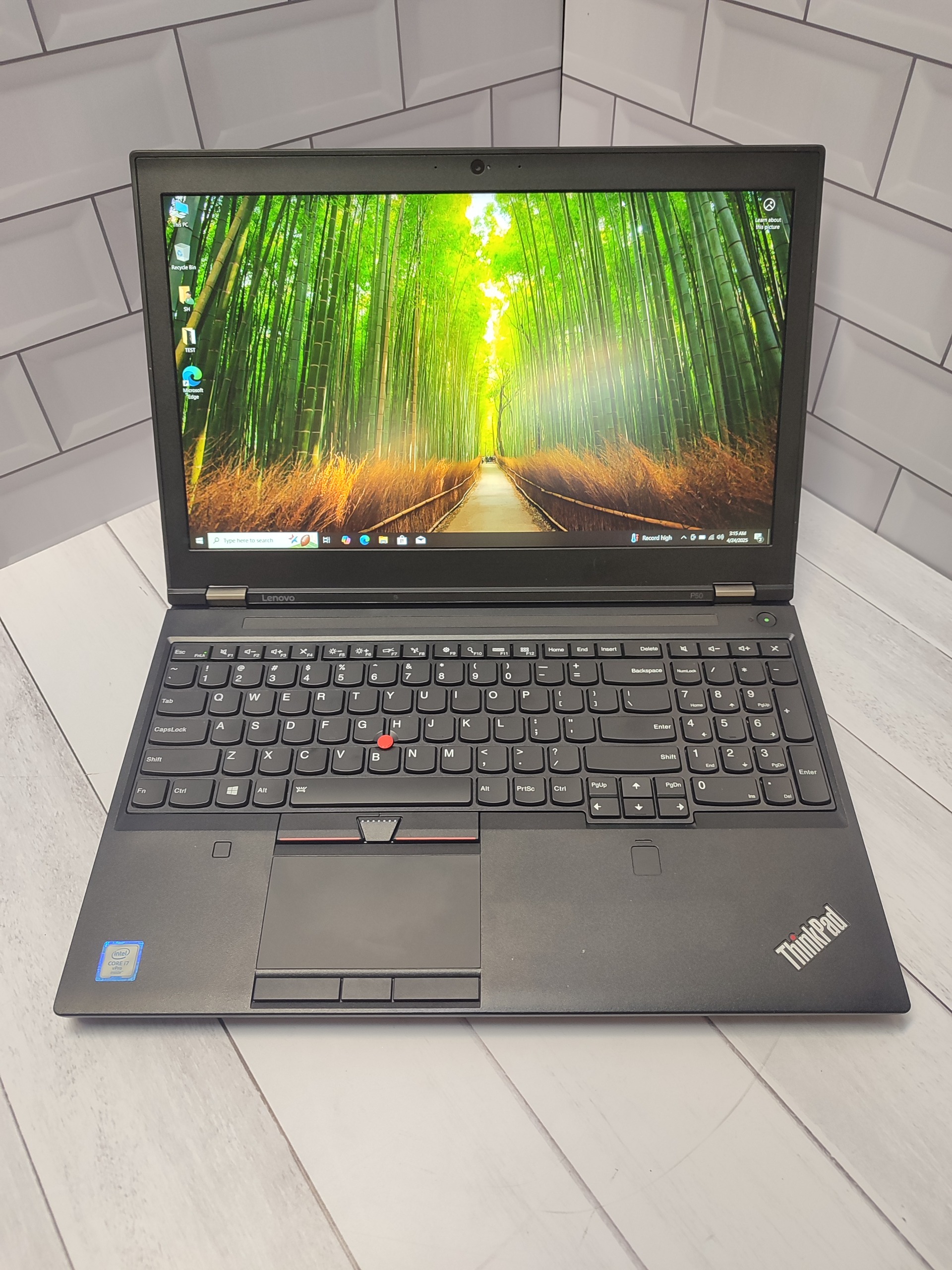 لپ تاپ حرفه ای Lenovo P50