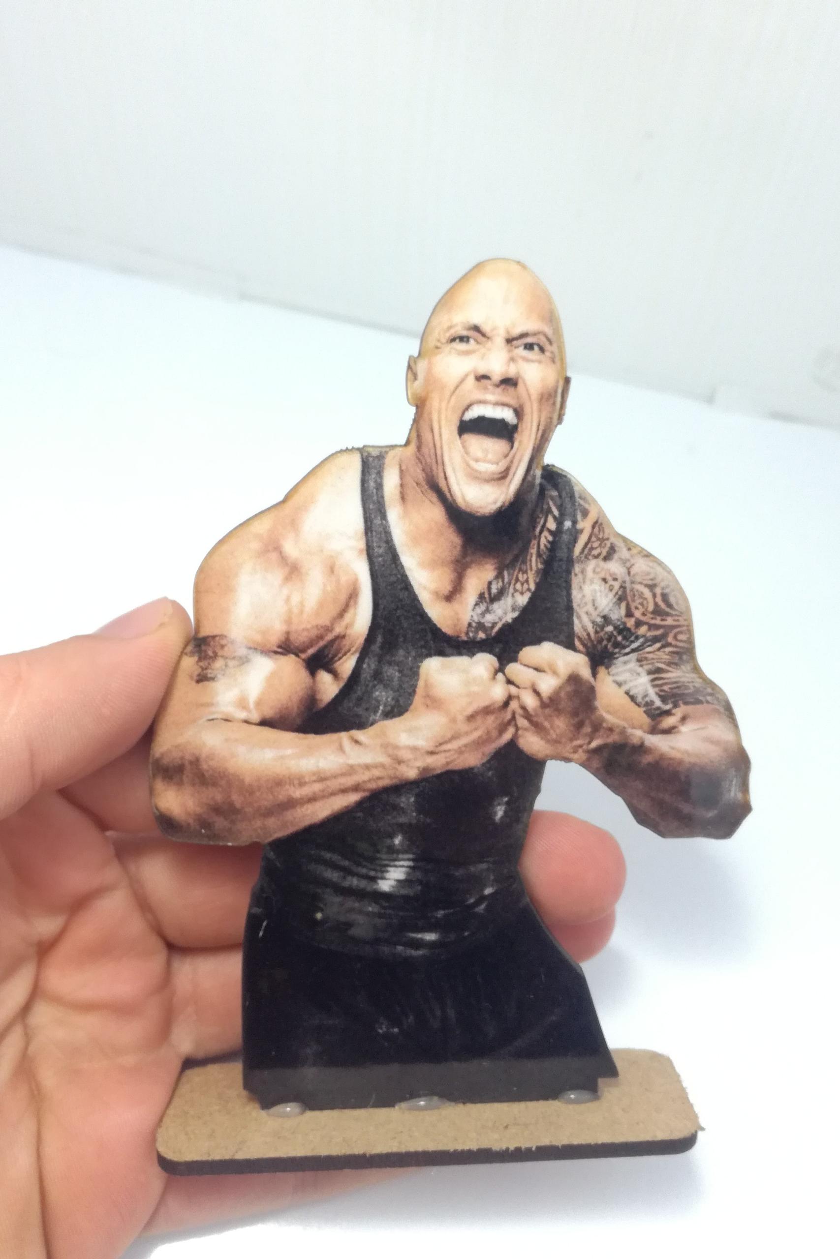 ماکت فیگور چوبی دواین جانسون