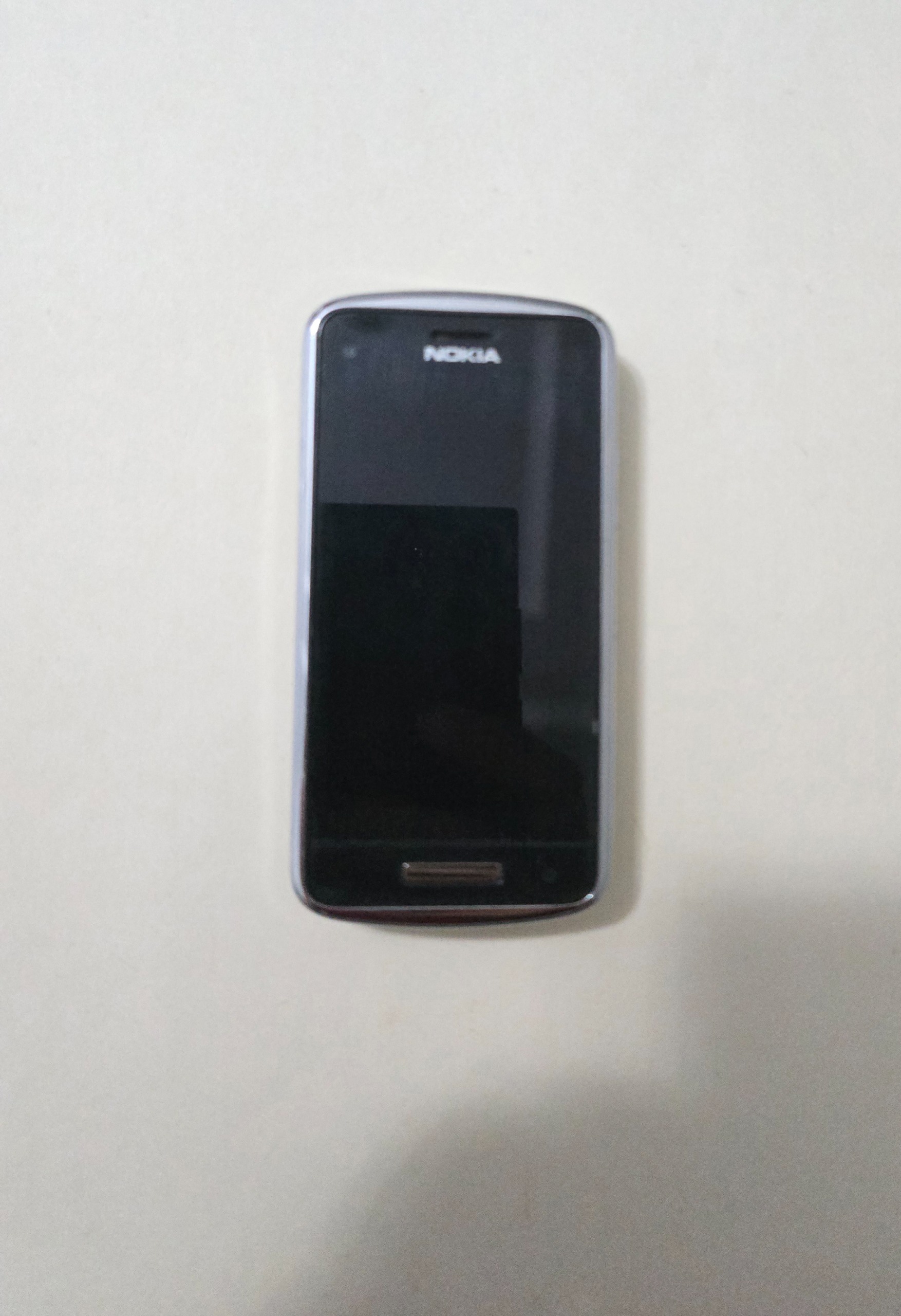 Nokia C6 سالم
