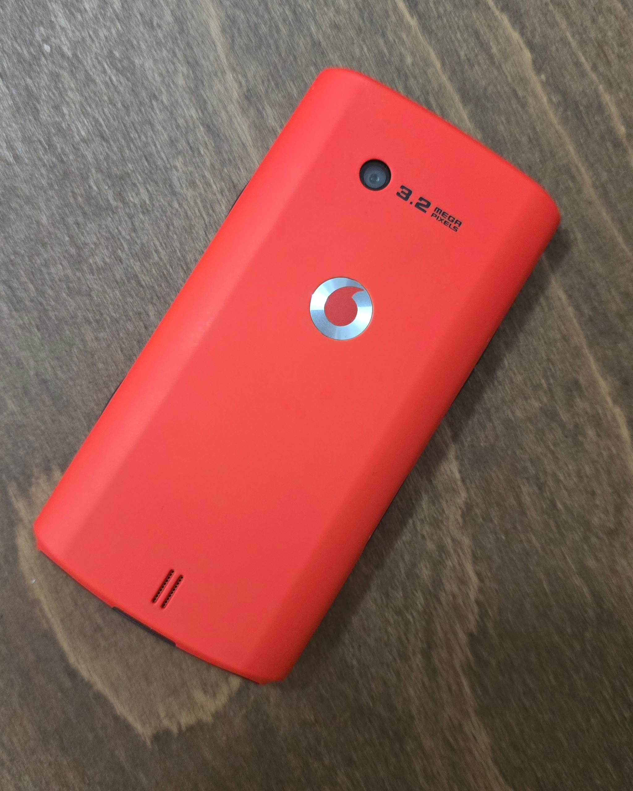 گوشی بسیار کمیاب Vodafone 360 M1